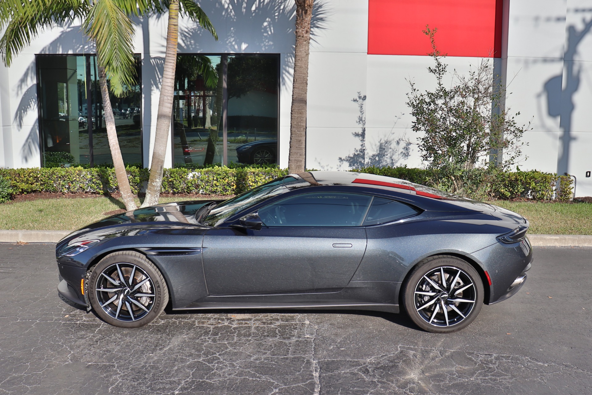 Used-2019-Aston-Martin-DB11-V8
