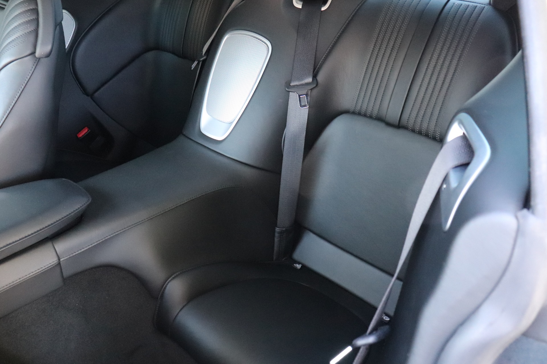 Used-2019-Aston-Martin-DB11-V8