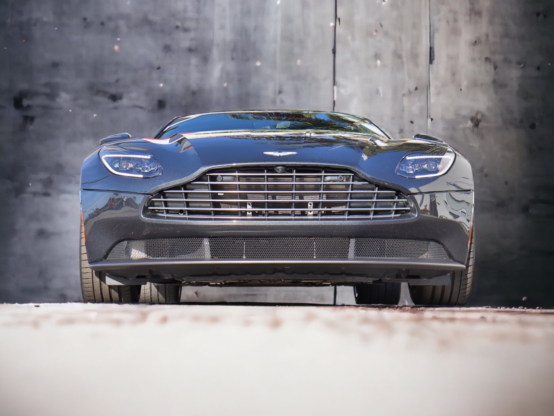 Used-2019-Aston-Martin-DB11-V8