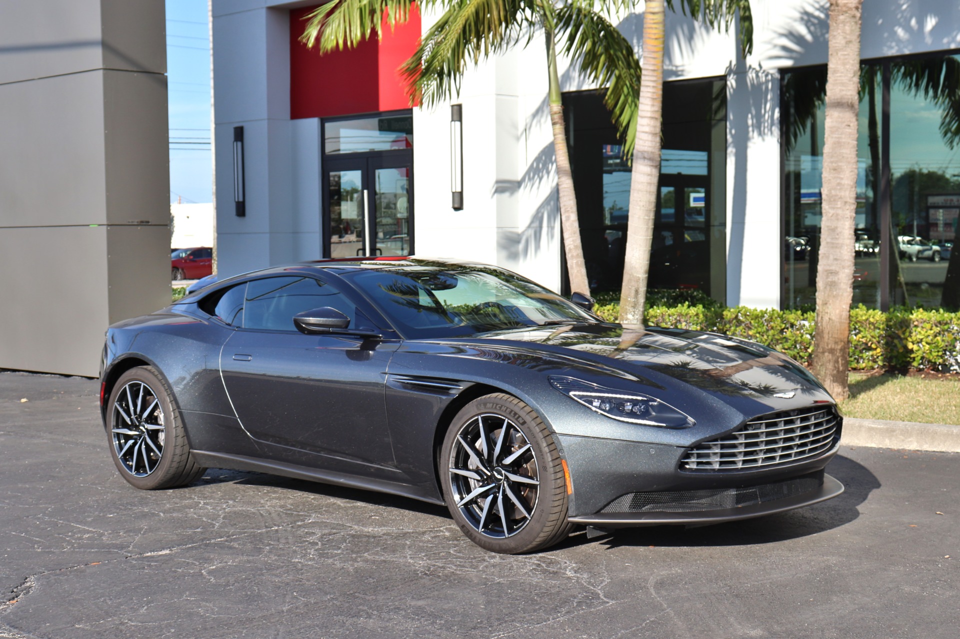 Used-2019-Aston-Martin-DB11-V8