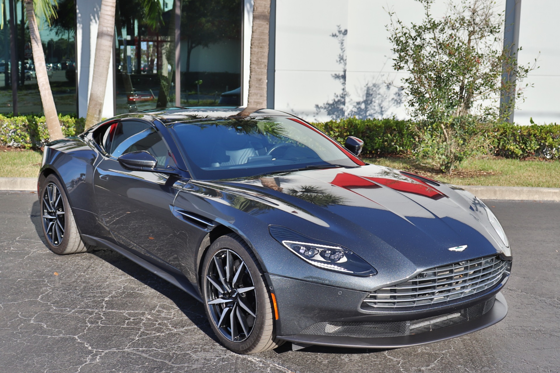 Used-2019-Aston-Martin-DB11-V8
