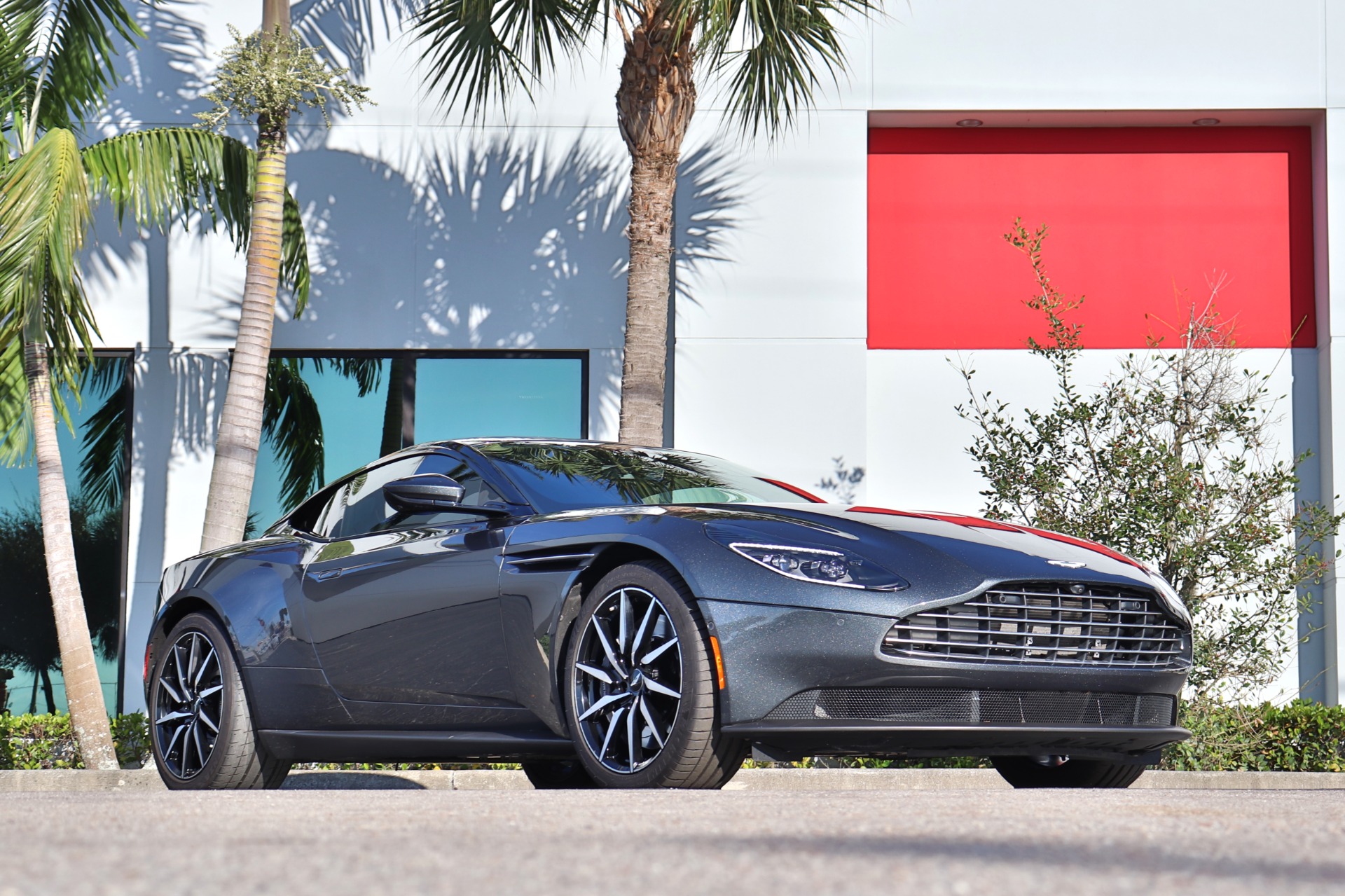 Used-2019-Aston-Martin-DB11-V8