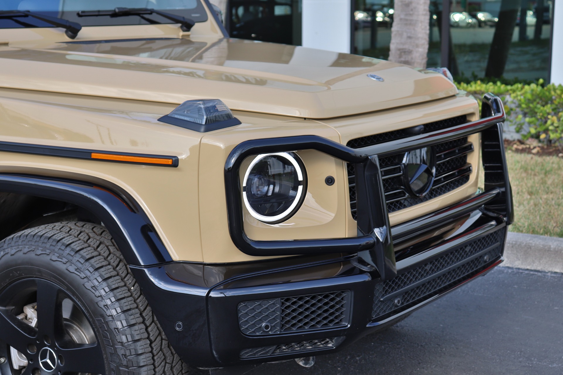 Used-2022-Mercedes-Benz-G-Class-G-550
