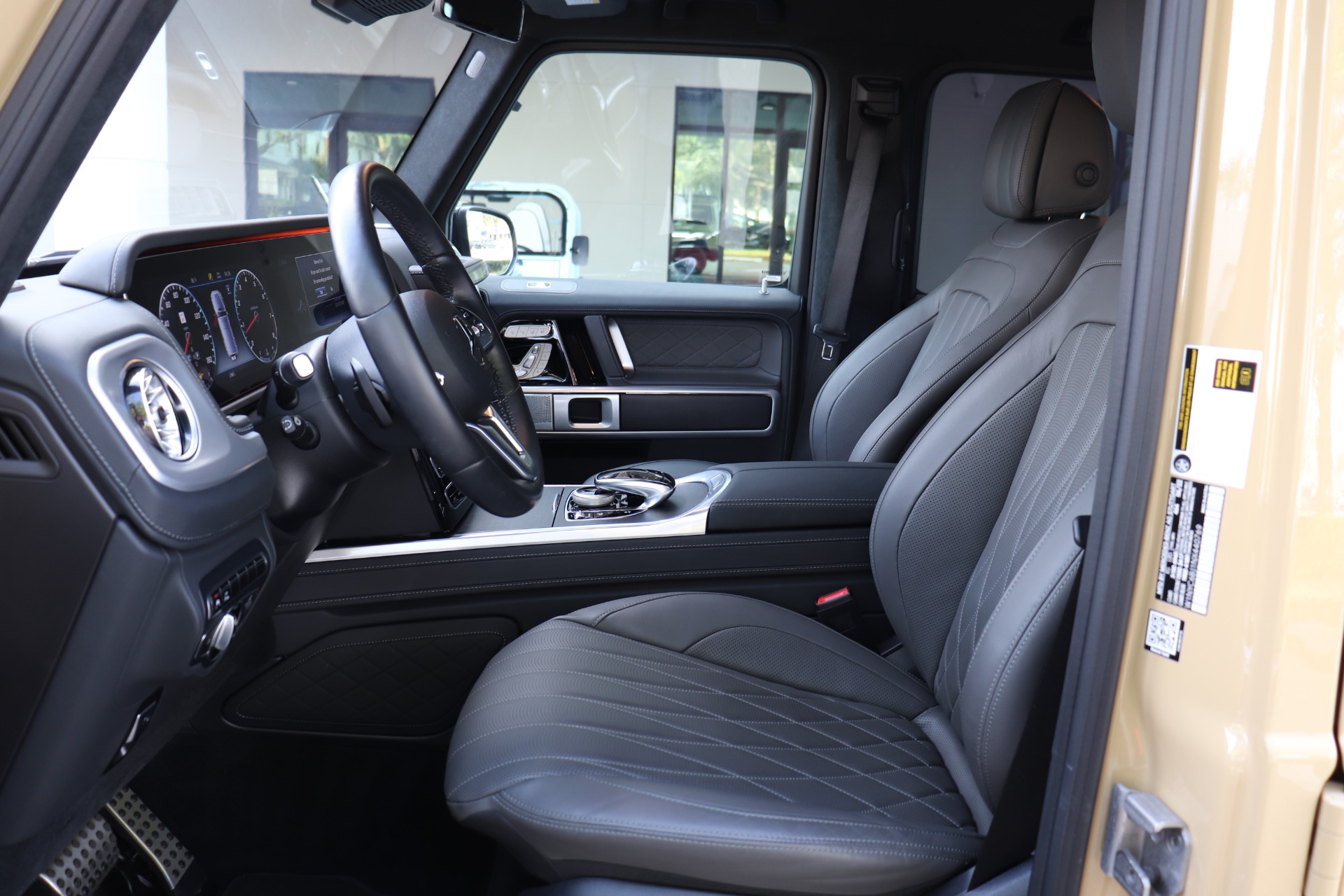 Used-2022-Mercedes-Benz-G-Class-G-550