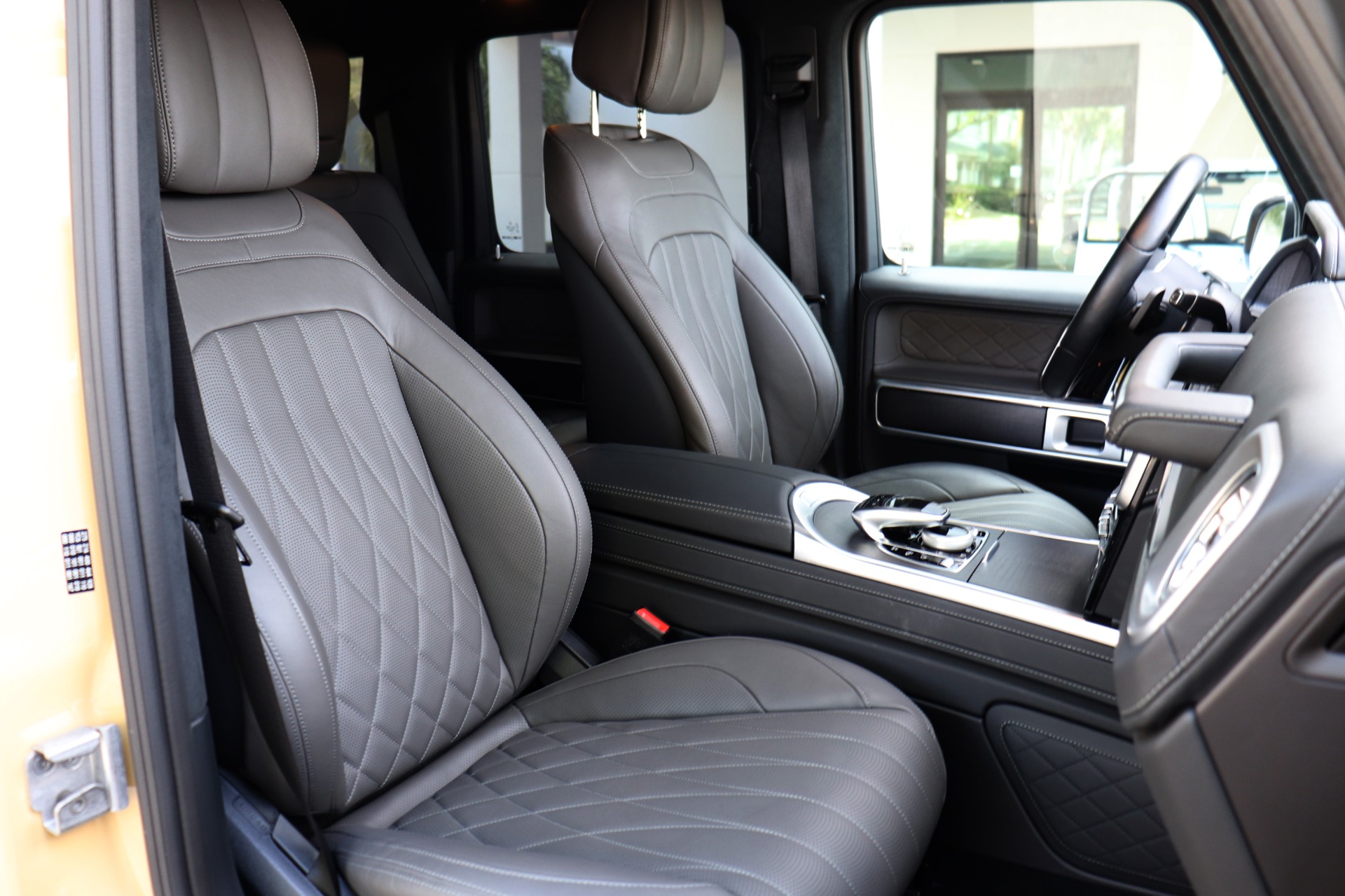 Used-2022-Mercedes-Benz-G-Class-G-550