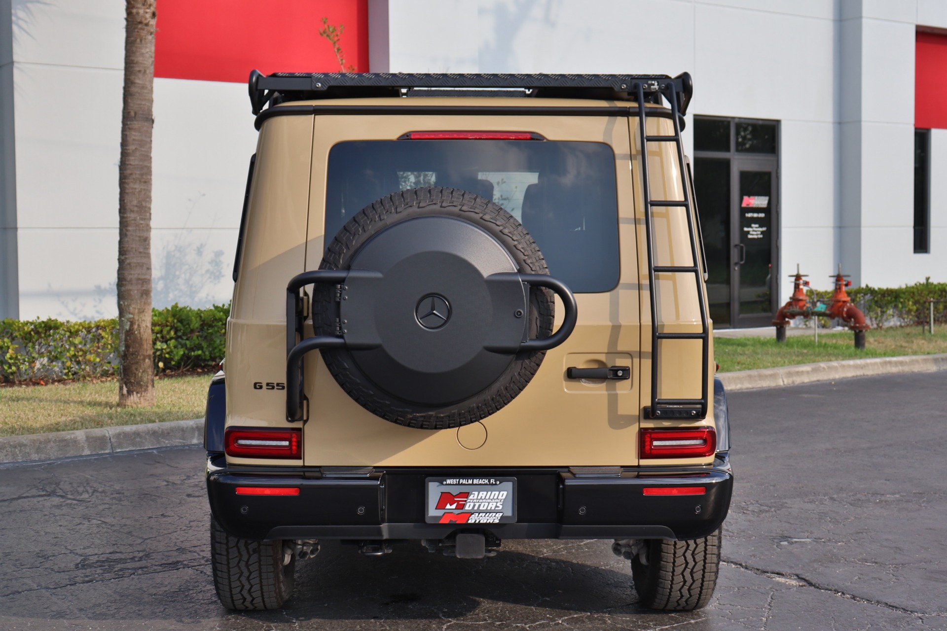 Used-2022-Mercedes-Benz-G-Class-G-550
