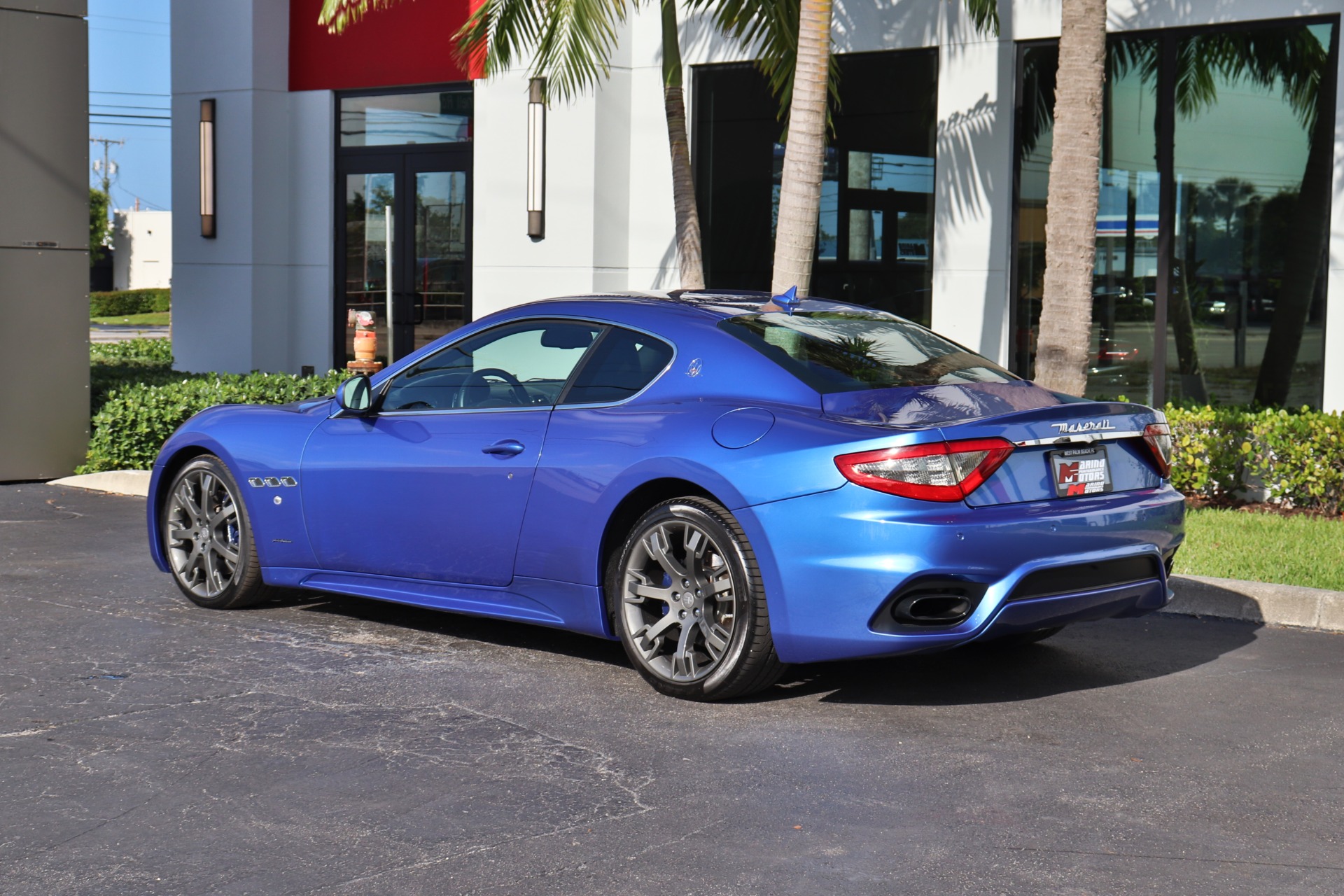 Used-2018-Maserati-GranTurismo-Sport