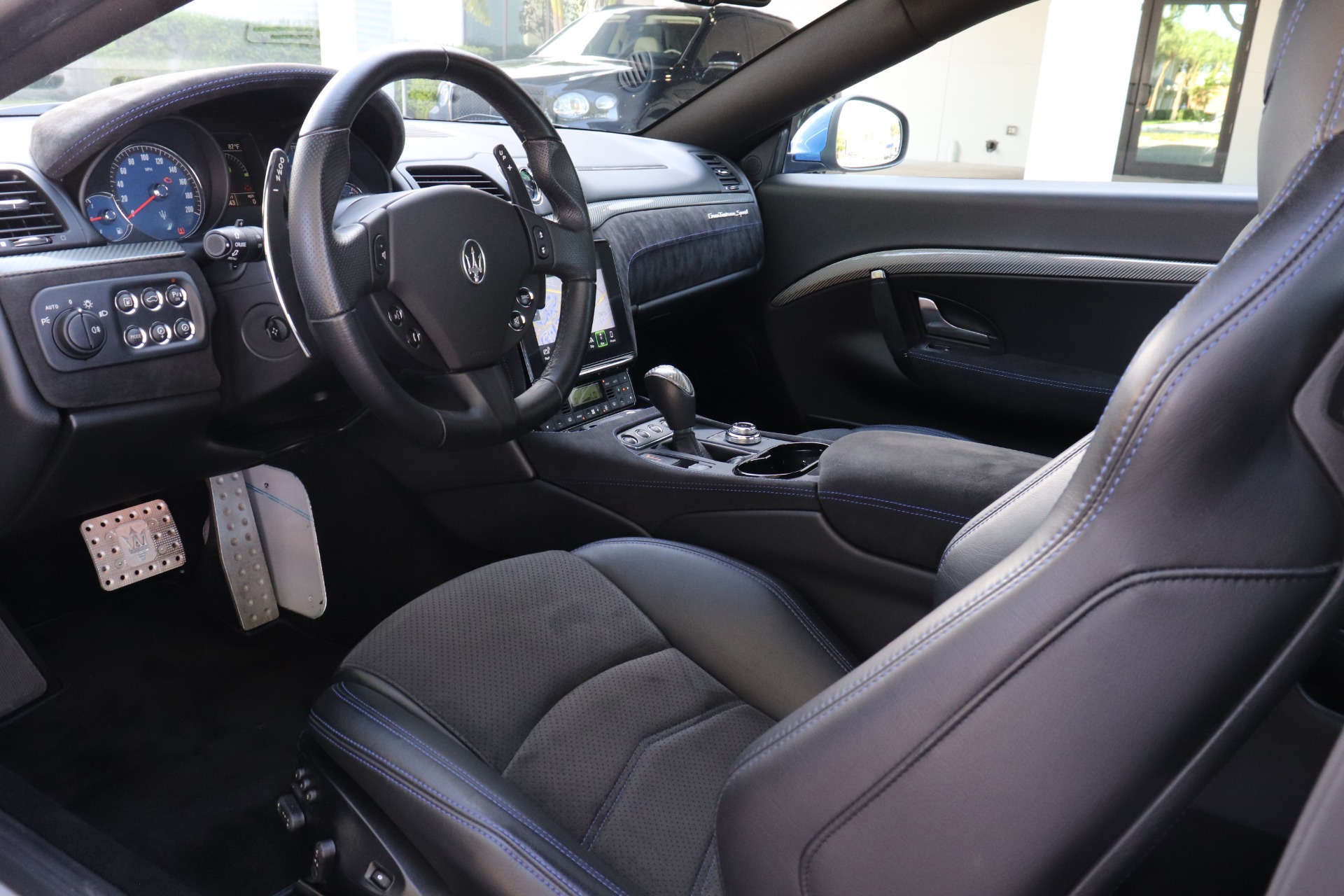 Used-2018-Maserati-GranTurismo-Sport