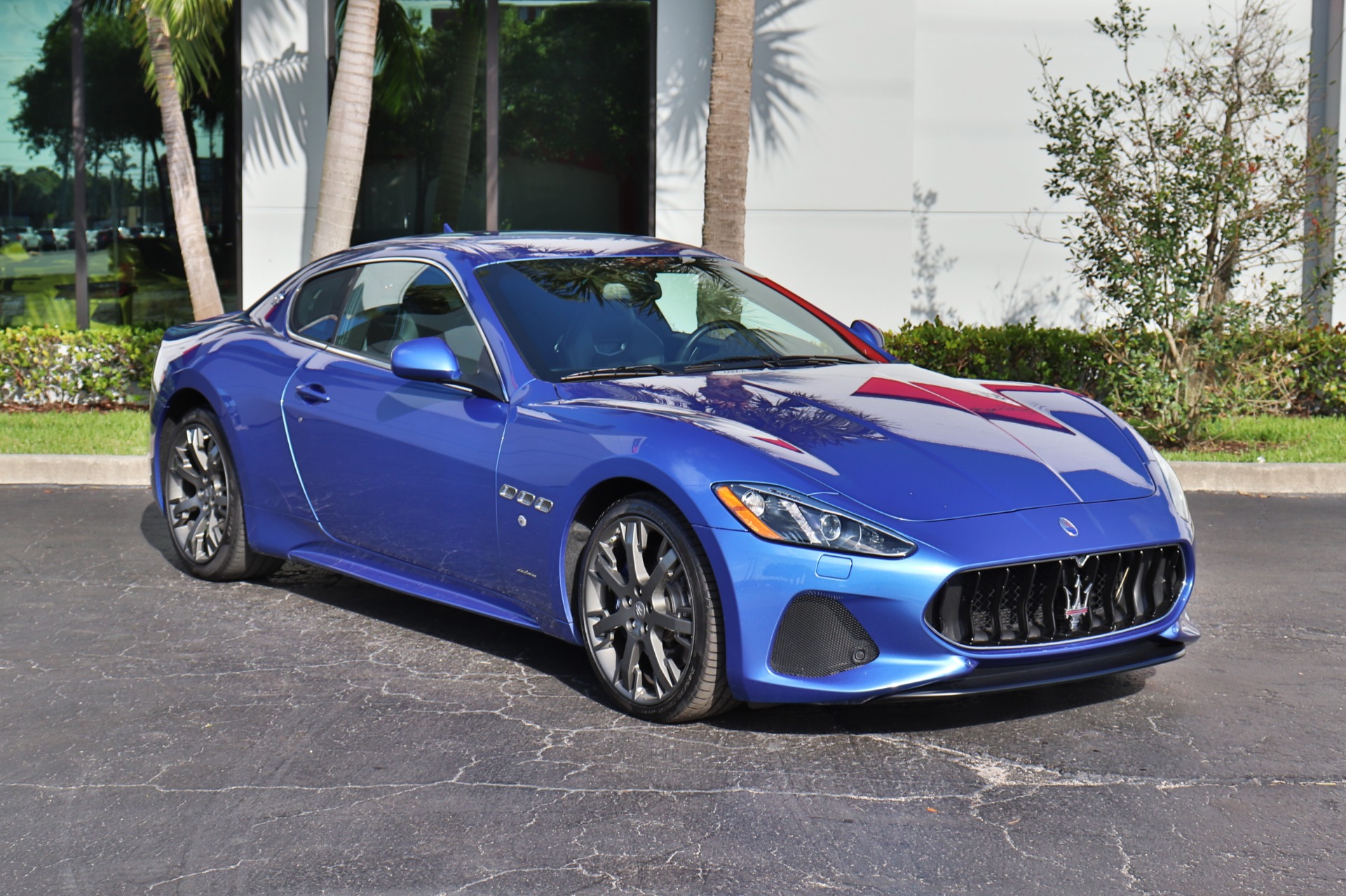 Used-2018-Maserati-GranTurismo-Sport