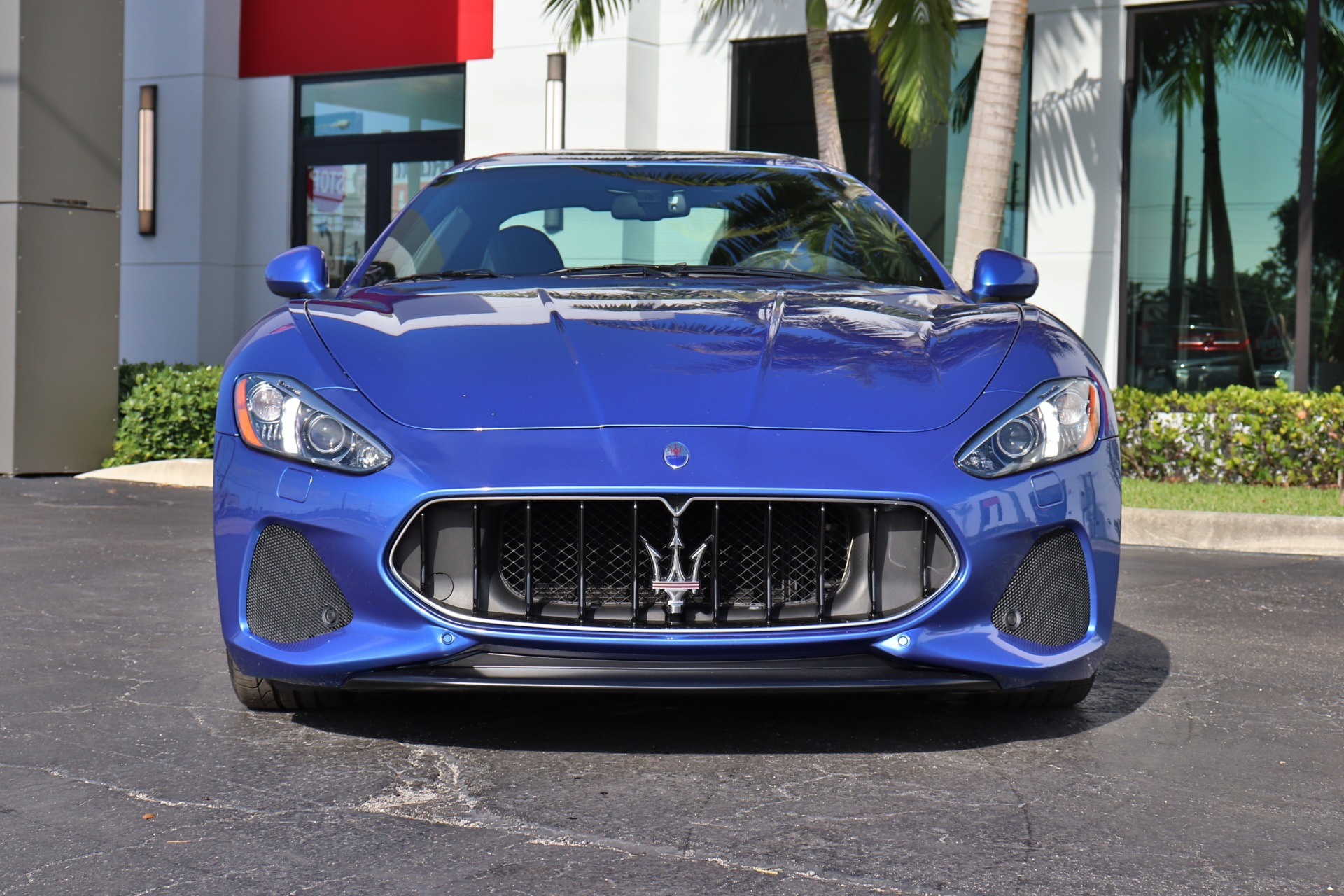 Used-2018-Maserati-GranTurismo-Sport