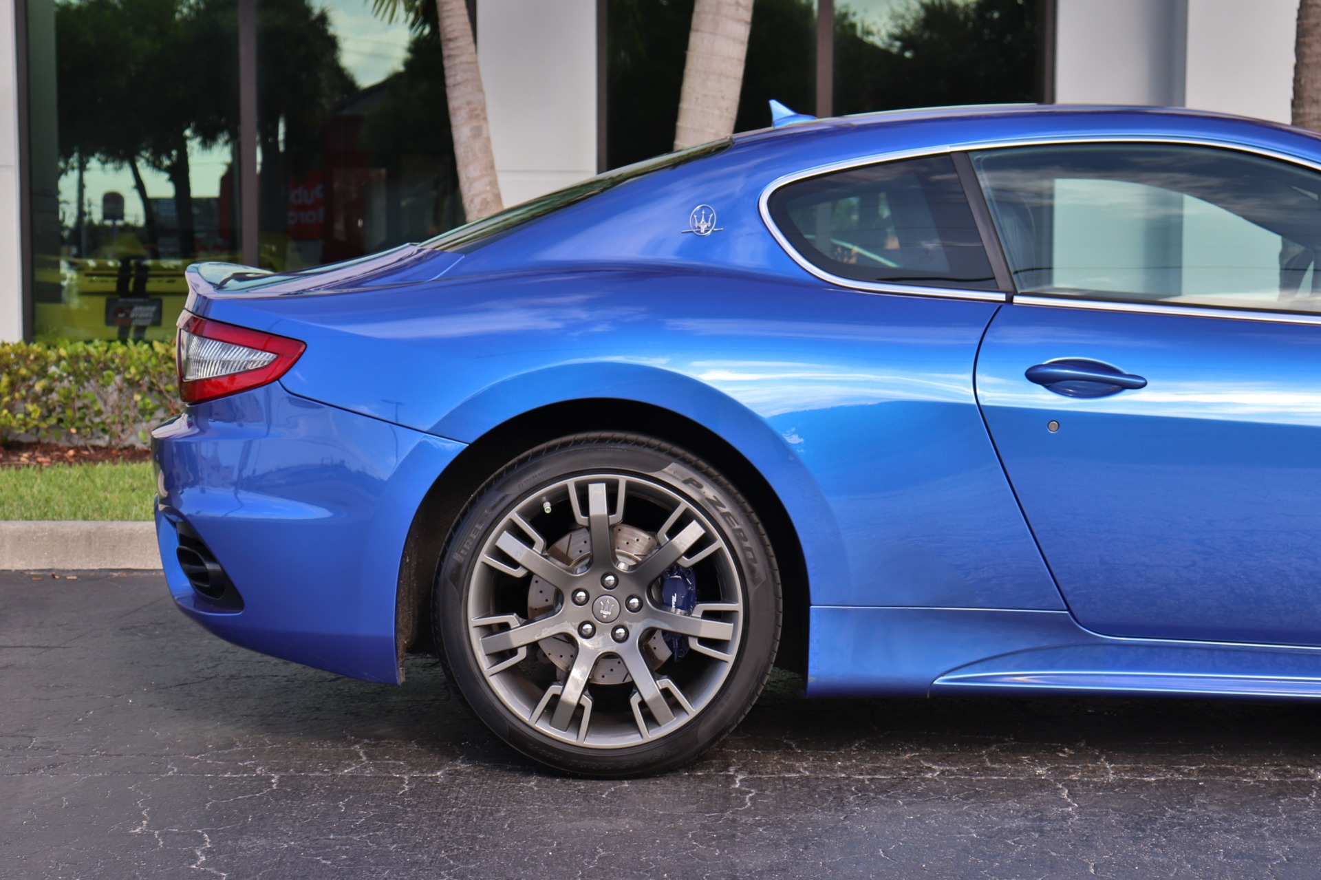 Used-2018-Maserati-GranTurismo-Sport