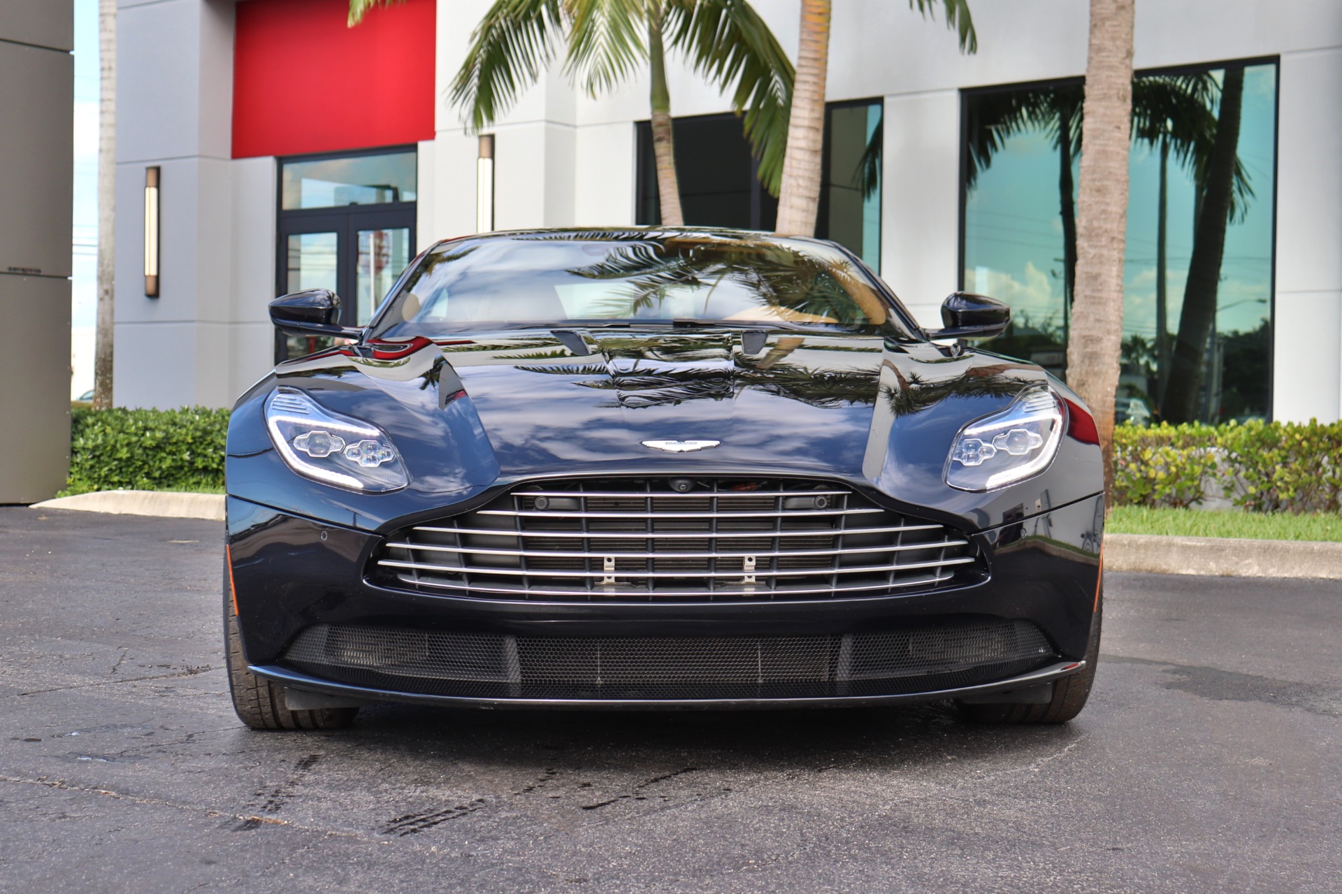Used-2018-Aston-Martin-DB11-V12
