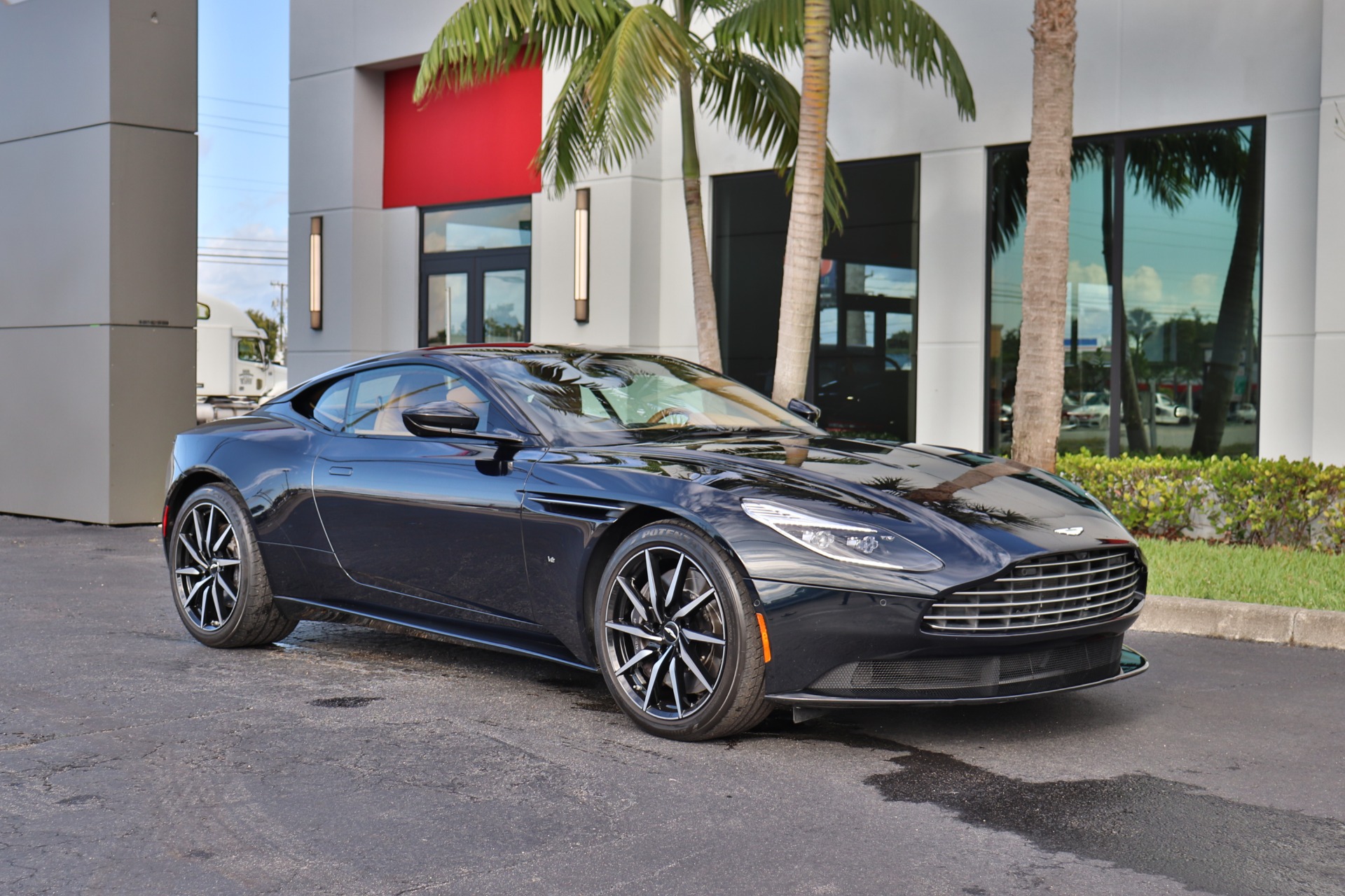 Used-2018-Aston-Martin-DB11-V12