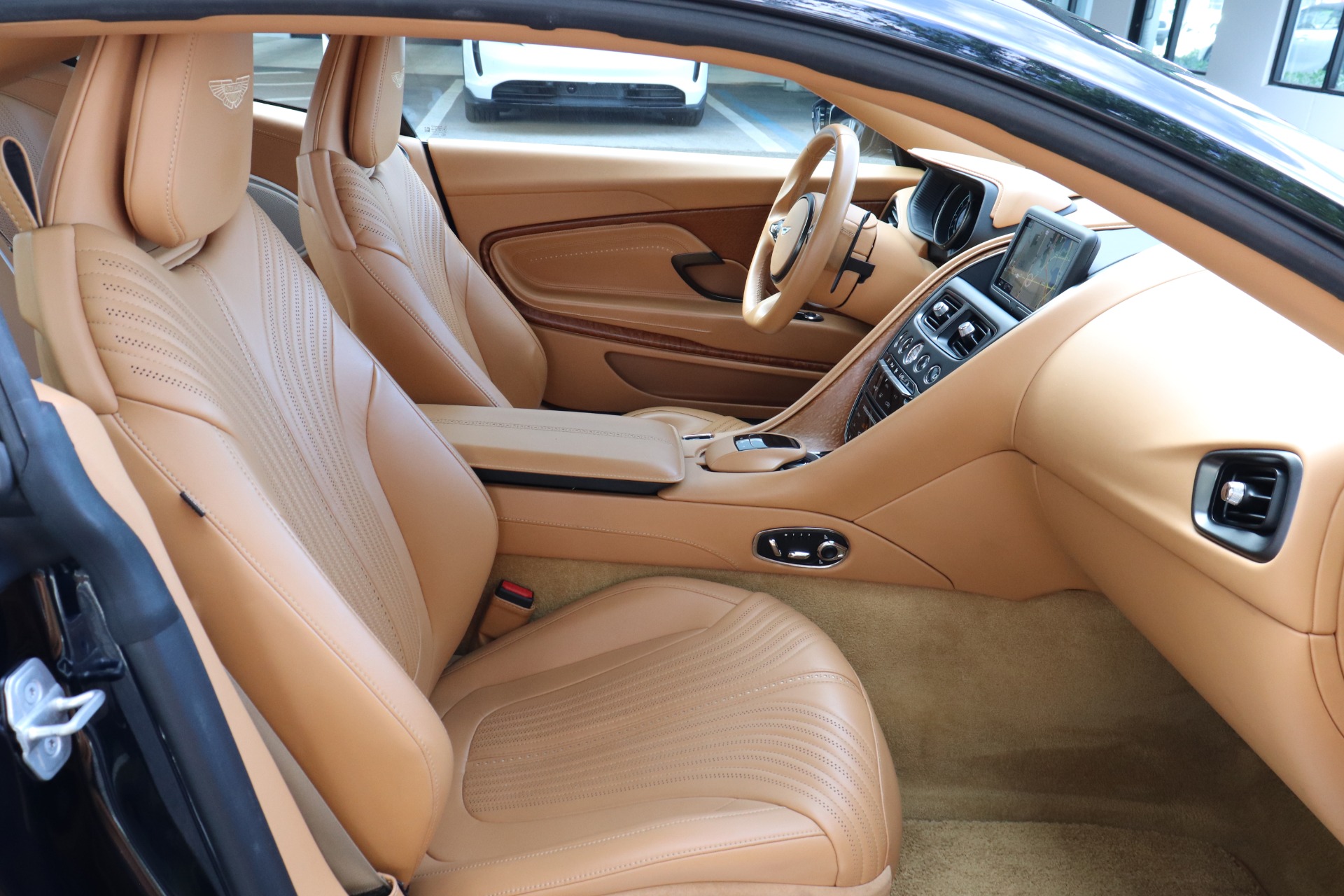 Used-2018-Aston-Martin-DB11-V12