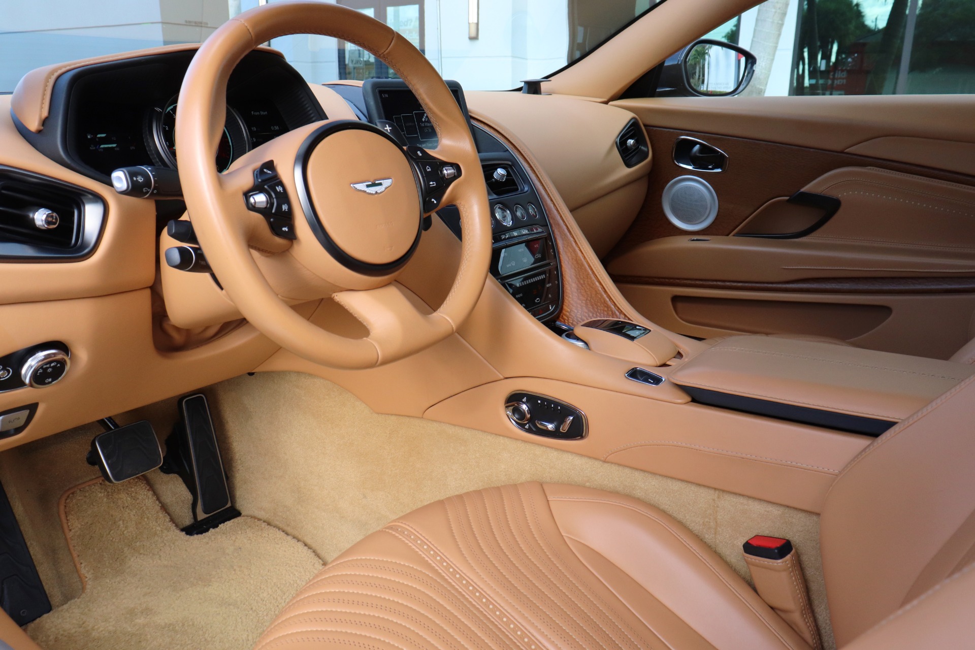 Used-2018-Aston-Martin-DB11-V12