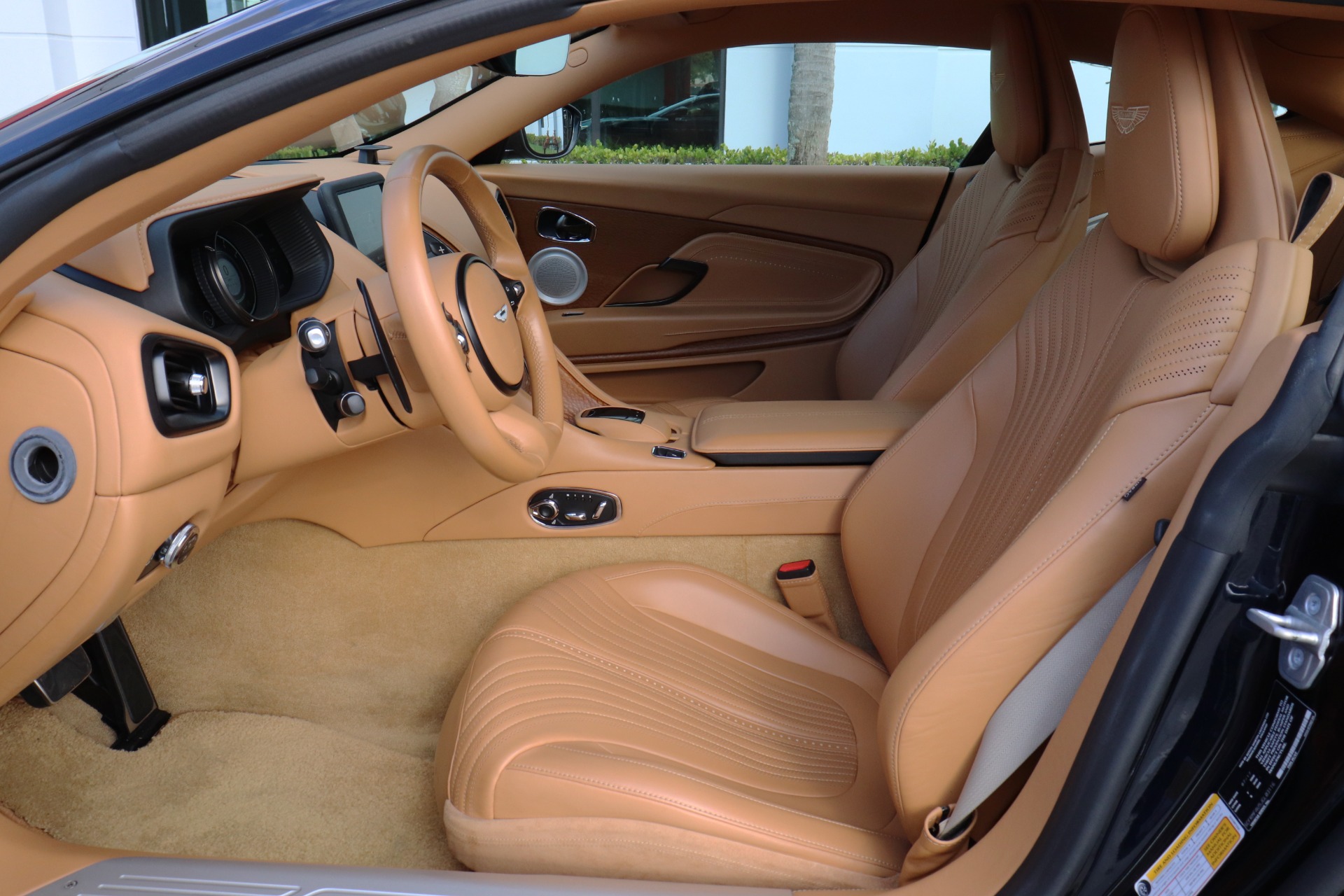 Used-2018-Aston-Martin-DB11-V12
