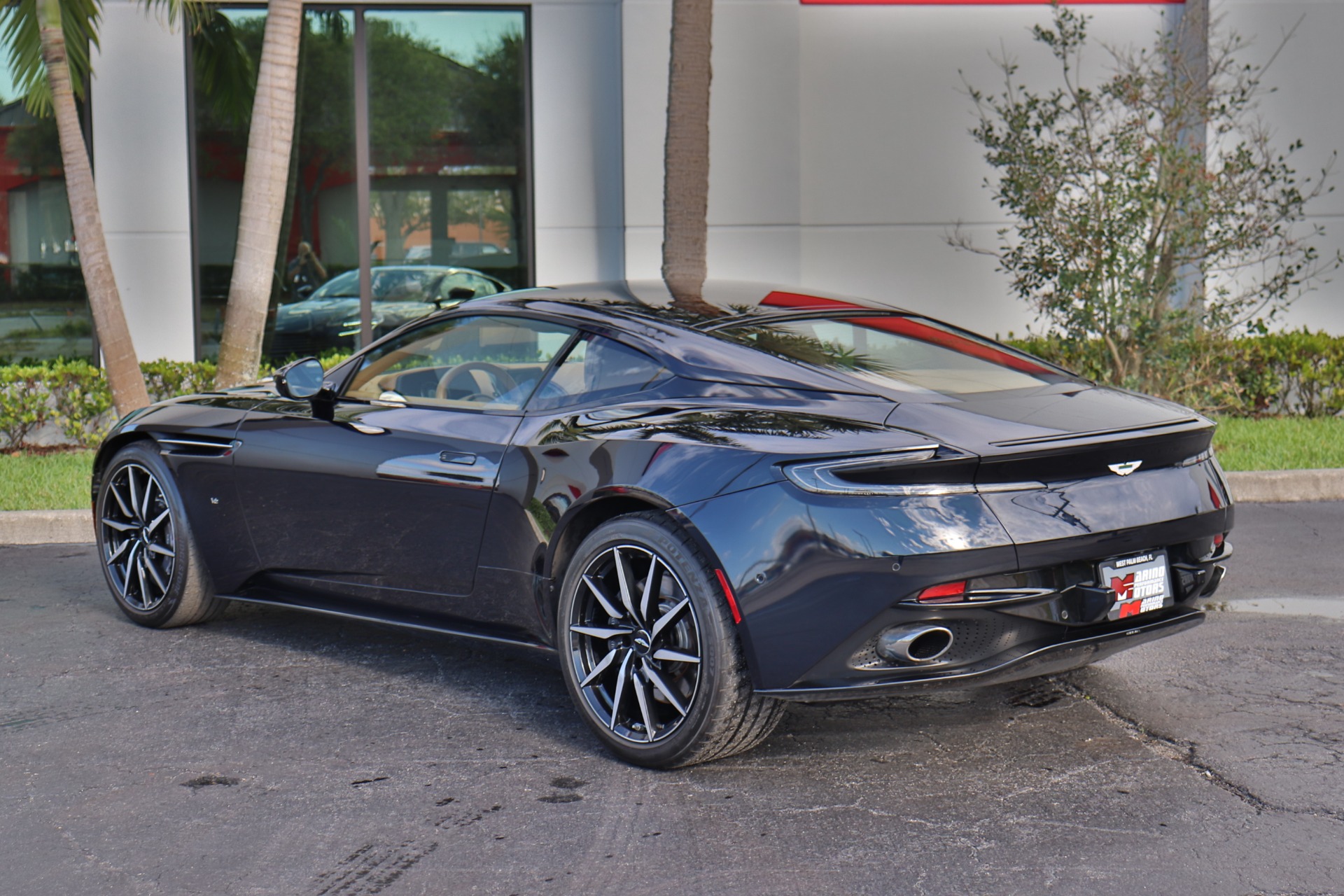 Used-2018-Aston-Martin-DB11-V12