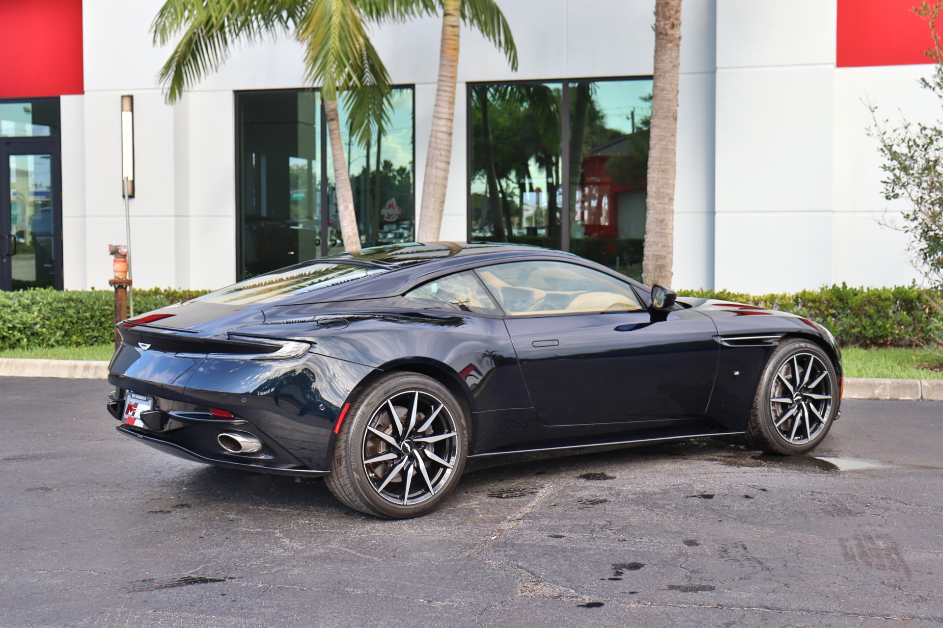 Used-2018-Aston-Martin-DB11-V12