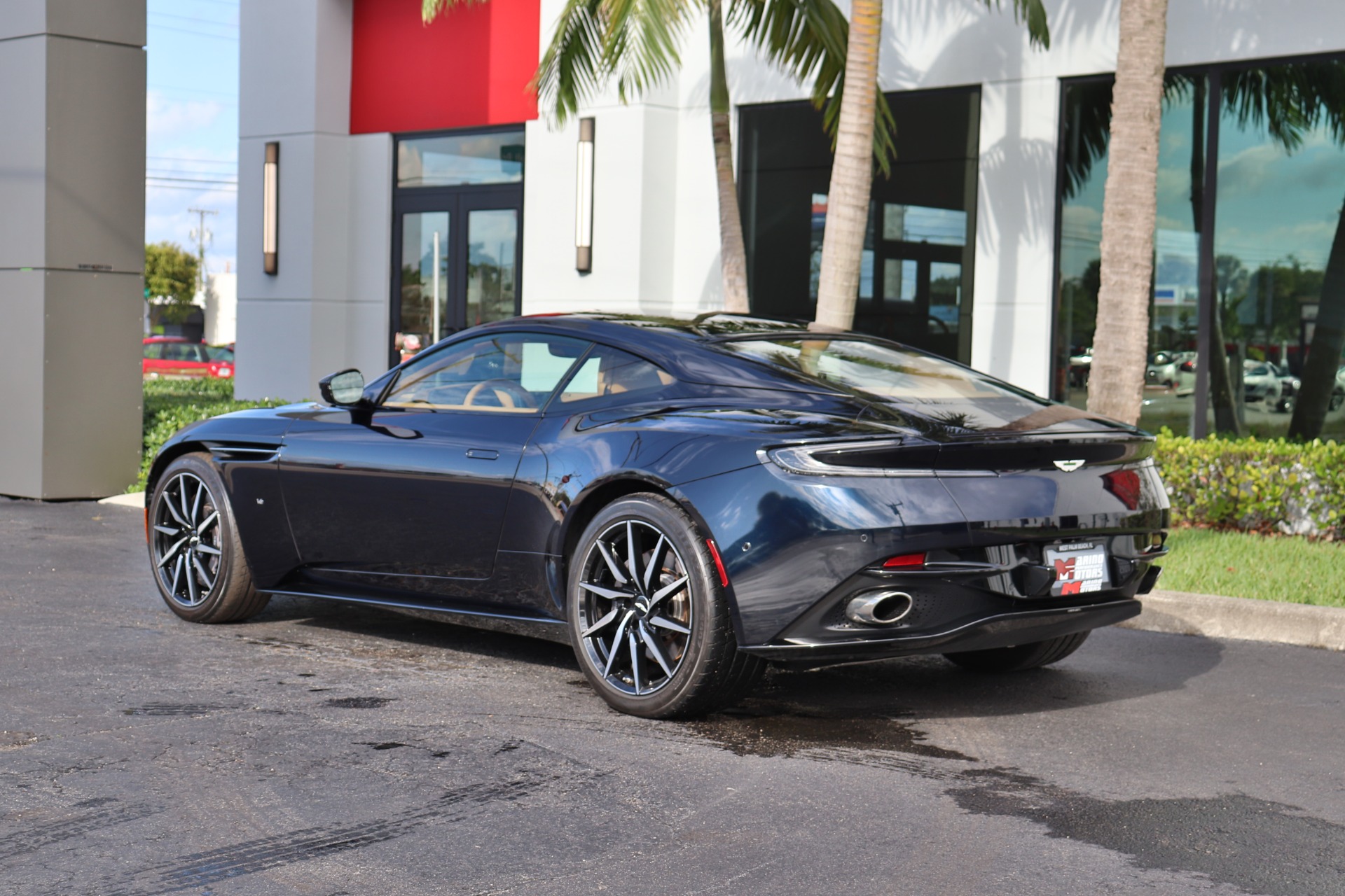 Used-2018-Aston-Martin-DB11-V12