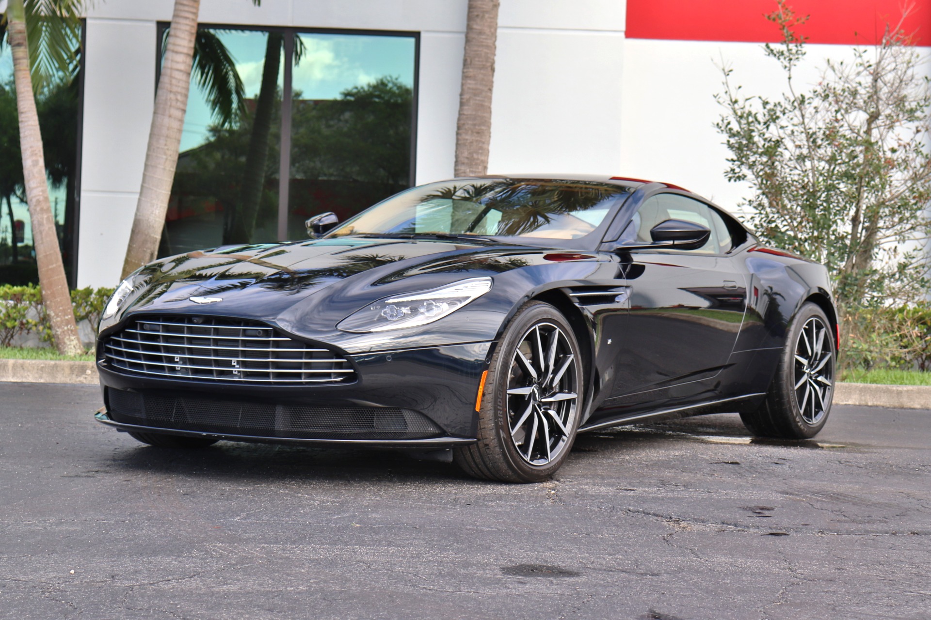 Used-2018-Aston-Martin-DB11-V12