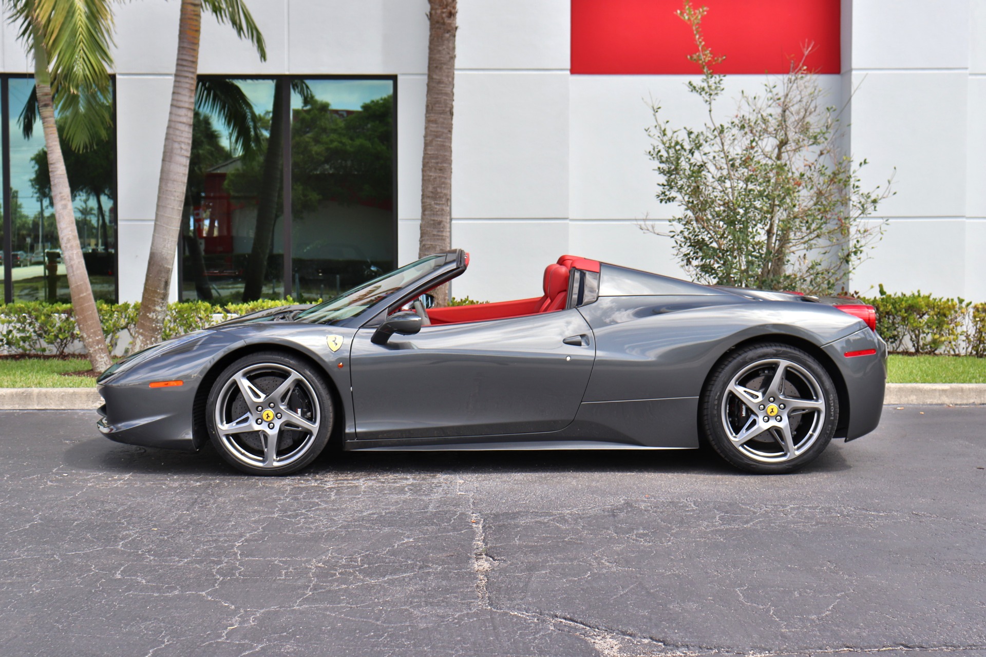 Used-2013-Ferrari-458-Spider
