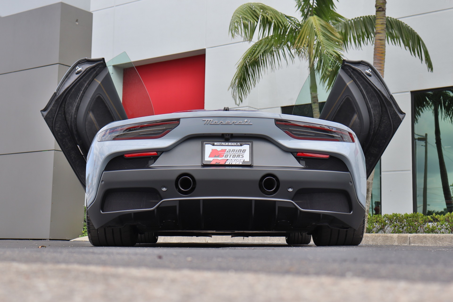 Used-2023-Maserati-MC20