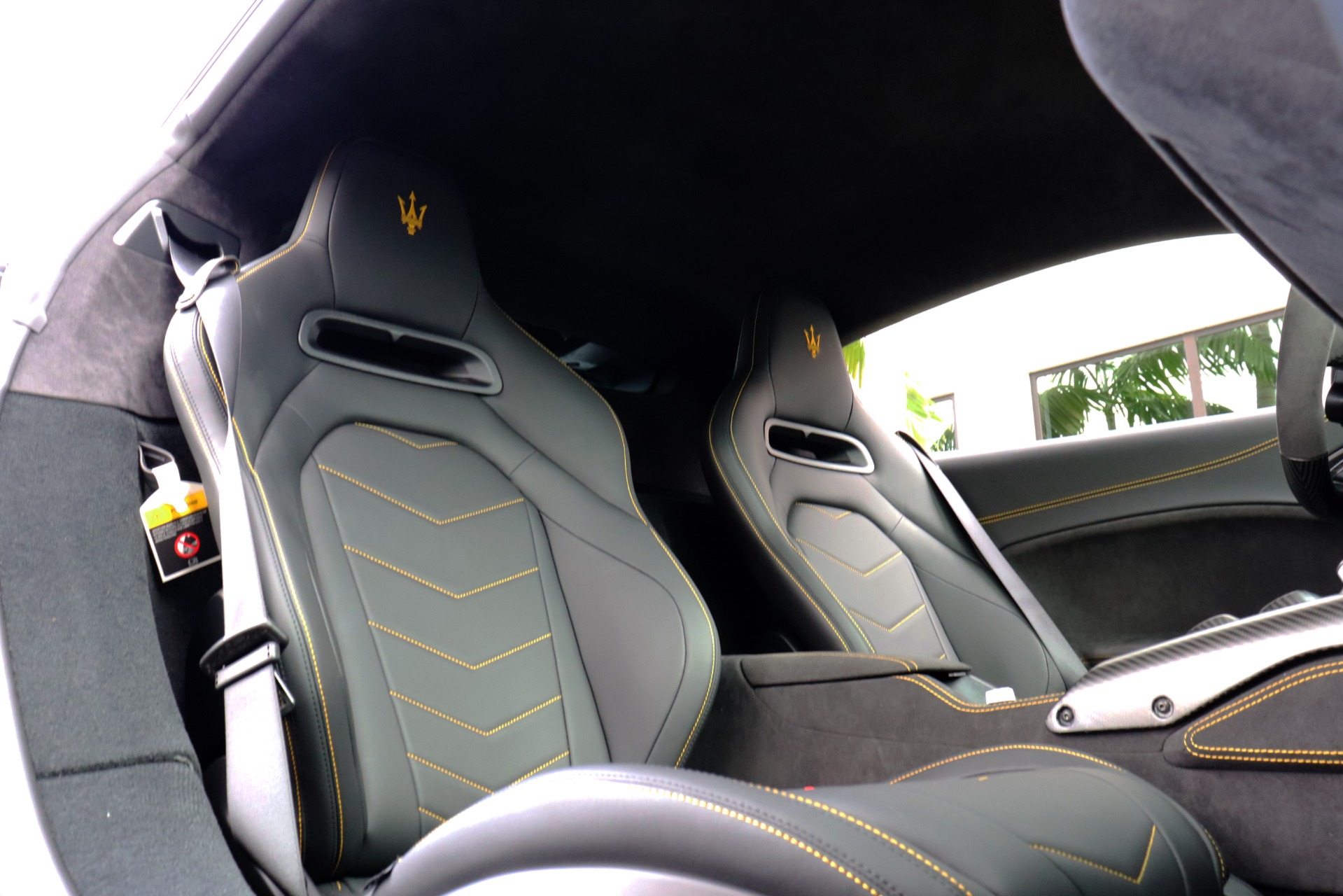 Used-2023-Maserati-MC20