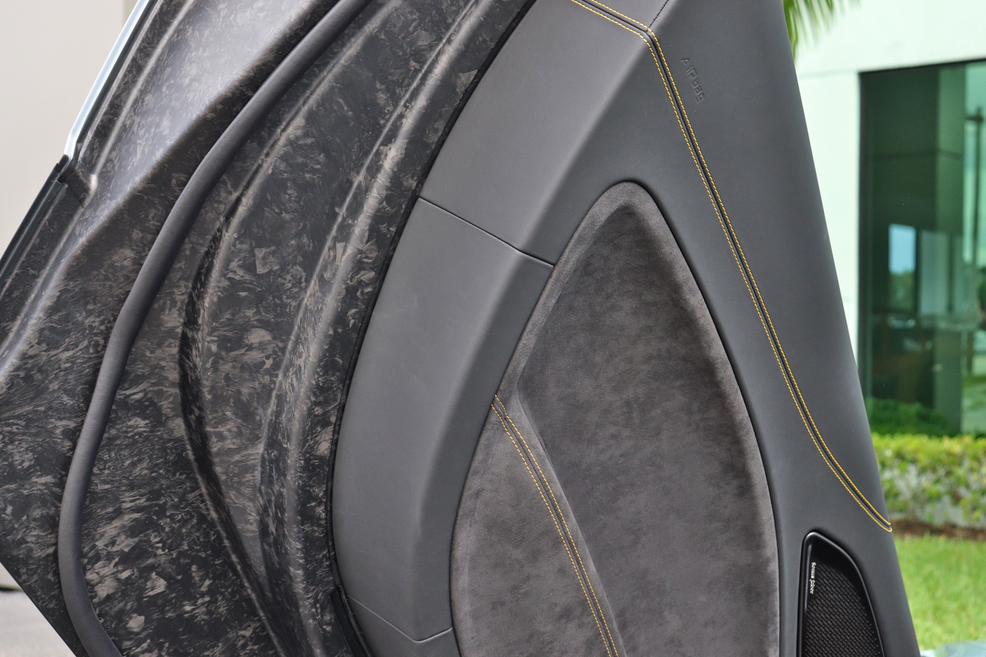 Used-2023-Maserati-MC20