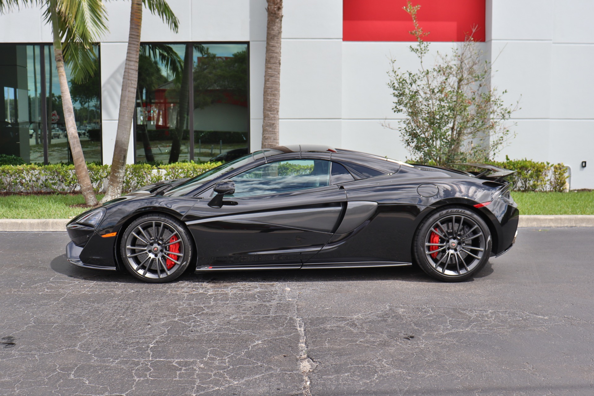 Used-2018-McLaren-570S-Spider