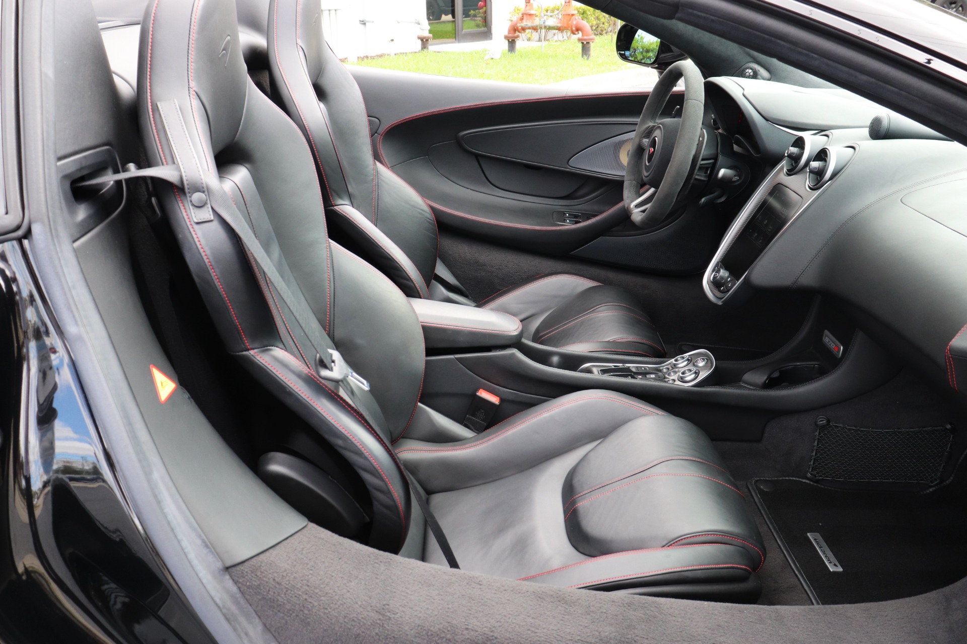 Used-2018-McLaren-570S-Spider