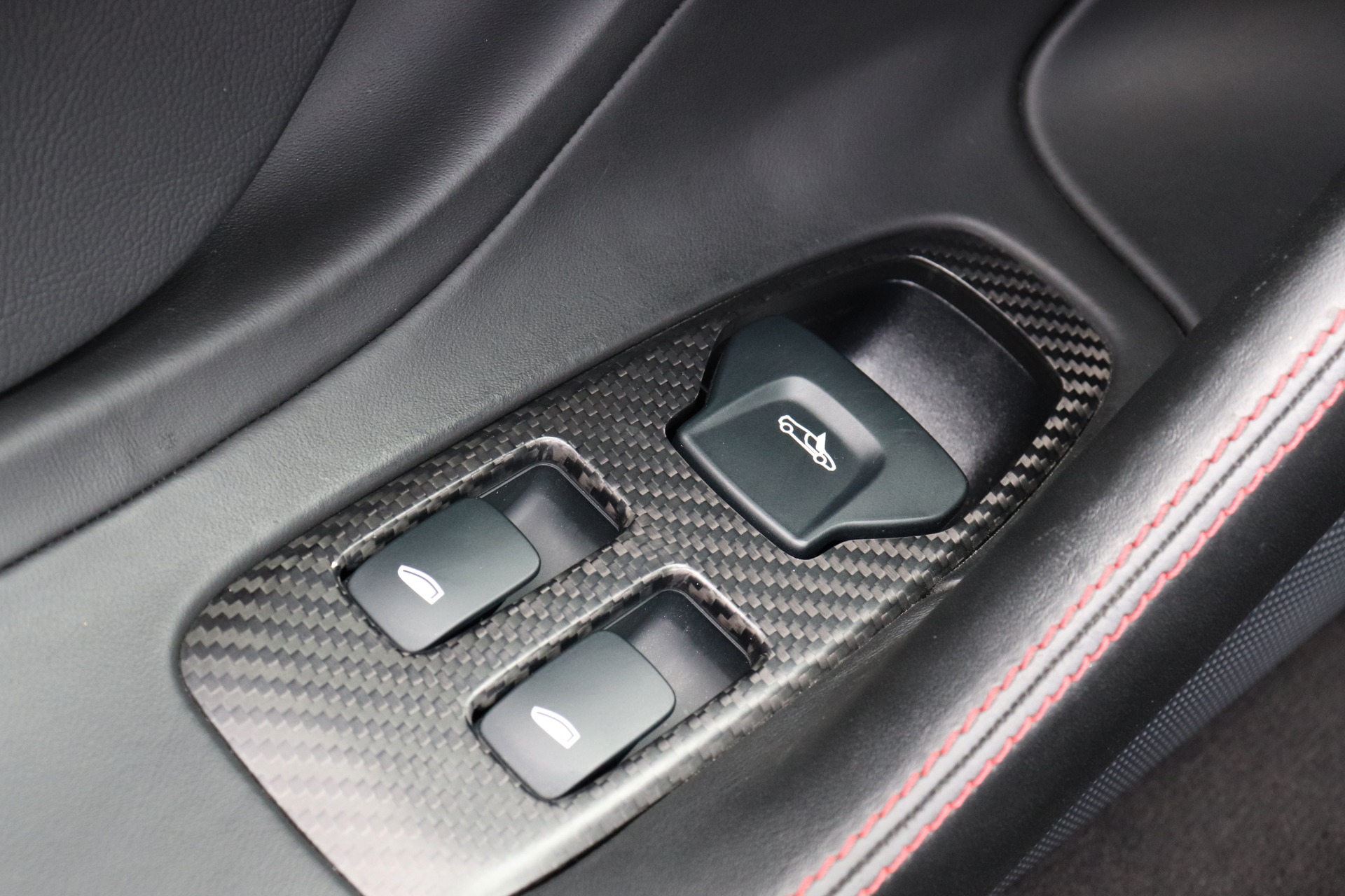 Used-2018-McLaren-570S-Spider