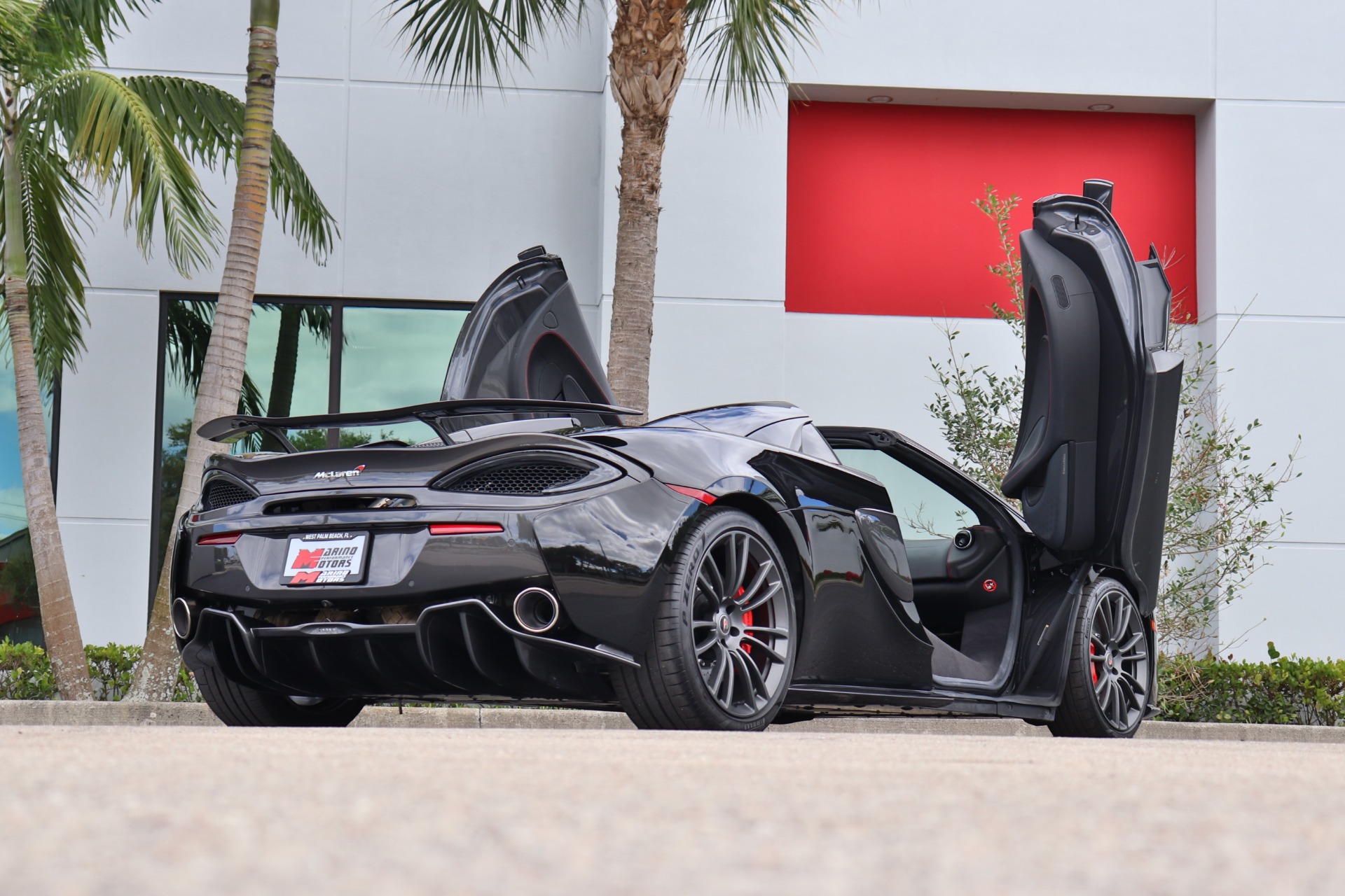Used-2018-McLaren-570S-Spider