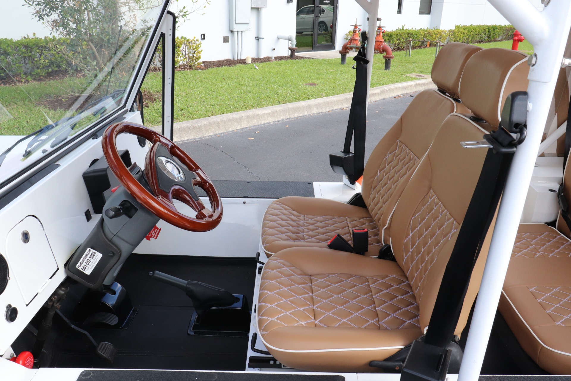 Used-2022-America-EV-Mokee