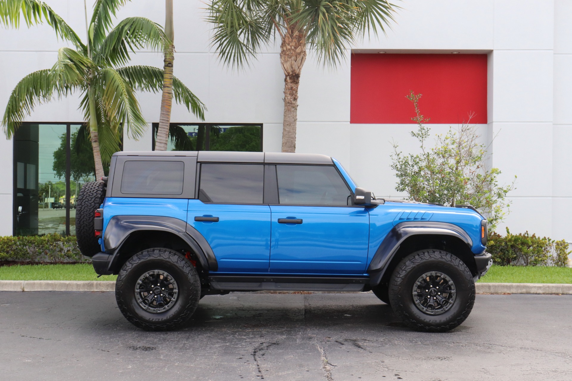 Used-2022-Ford-Bronco-Raptor