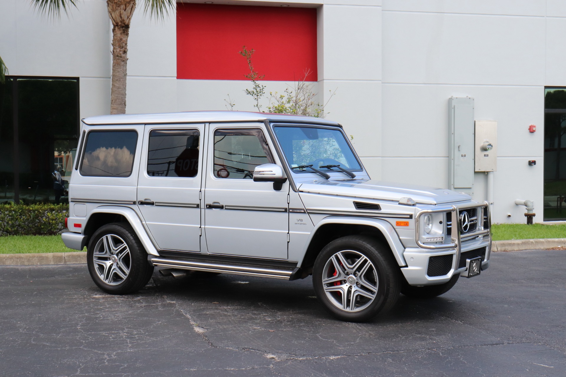 Used-2017-Mercedes-Benz-G-Class-AMG-G-63