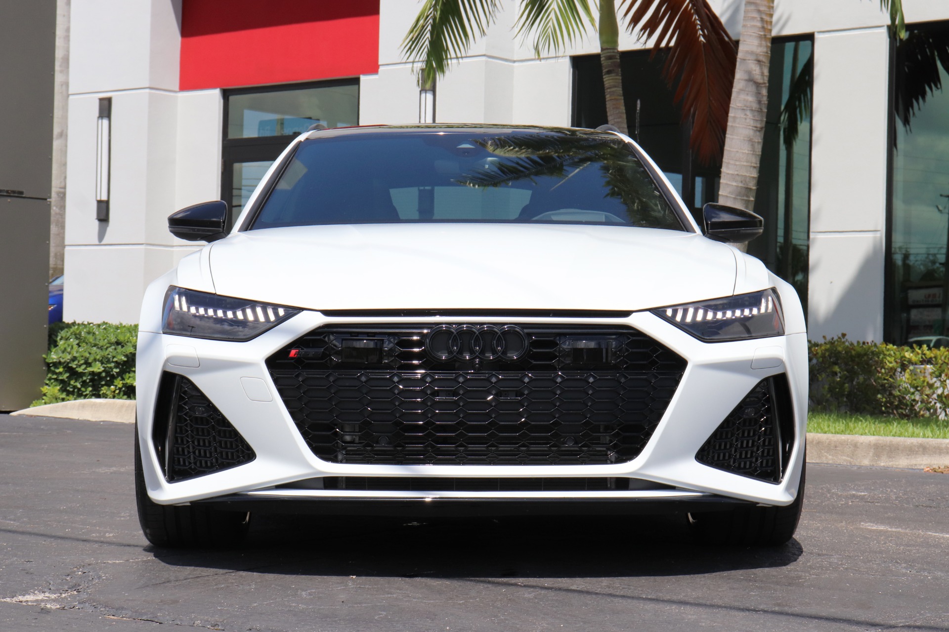 Used-2022-Audi-RS-6-Avant-40T-quattro-Avant