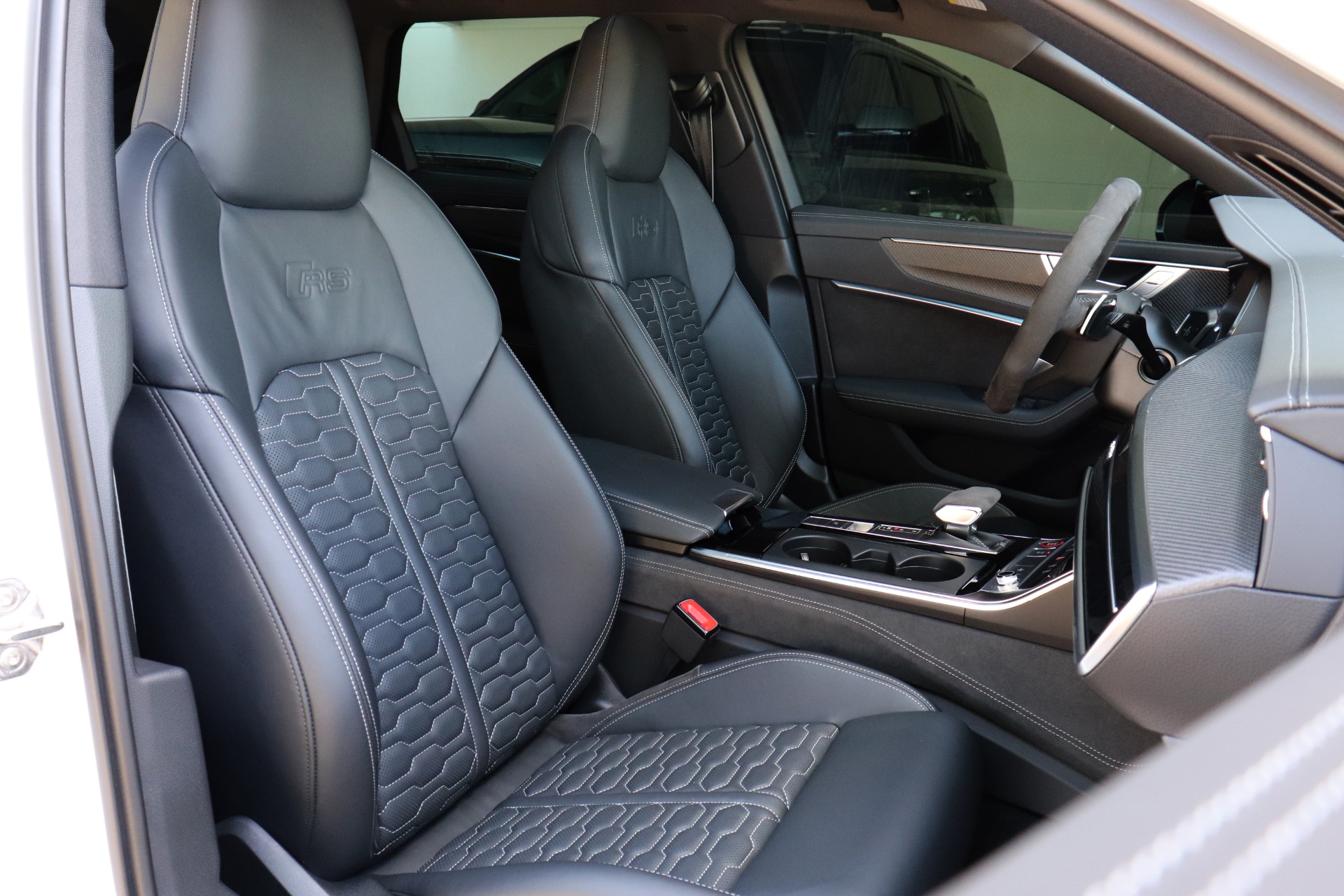 Used-2022-Audi-RS-6-Avant-40T-quattro-Avant