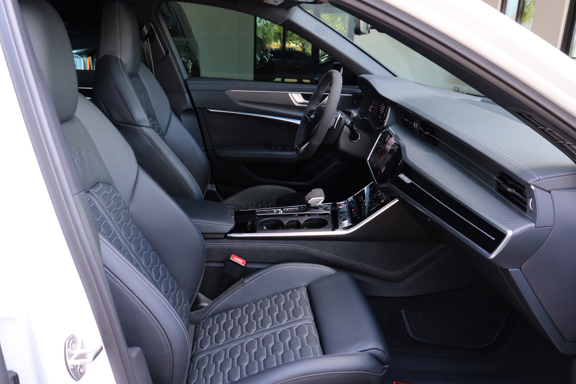 Used-2022-Audi-RS-6-Avant-40T-quattro-Avant