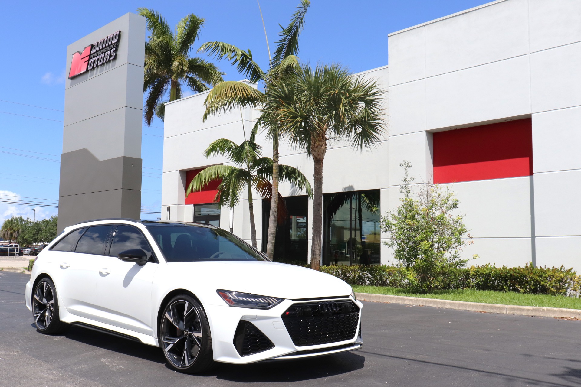 Used-2022-Audi-RS-6-Avant-40T-quattro-Avant