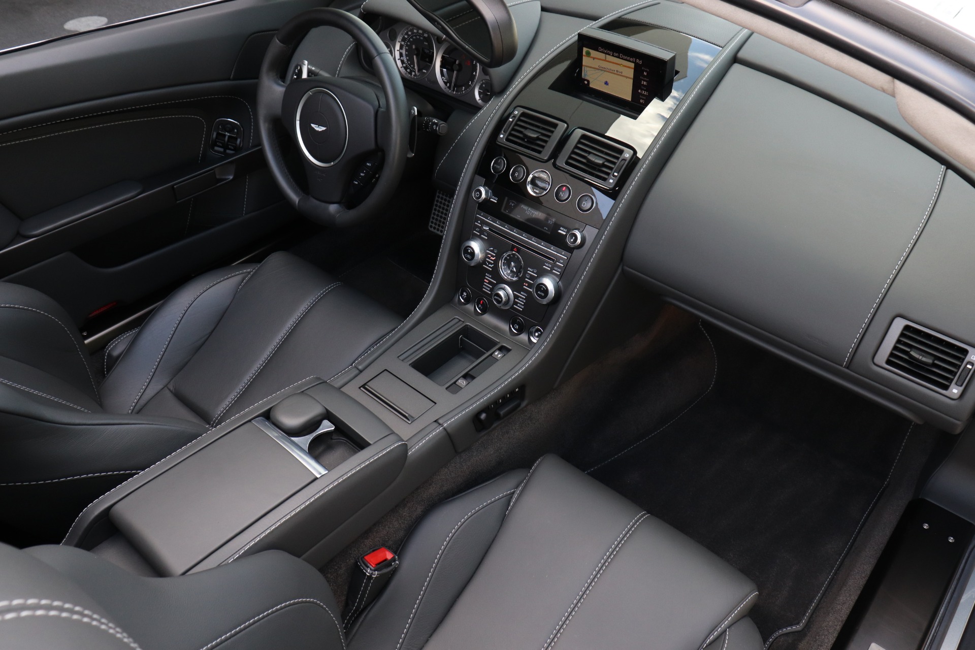 Used-2012-Aston-Martin-V8-Vantage-Roadster