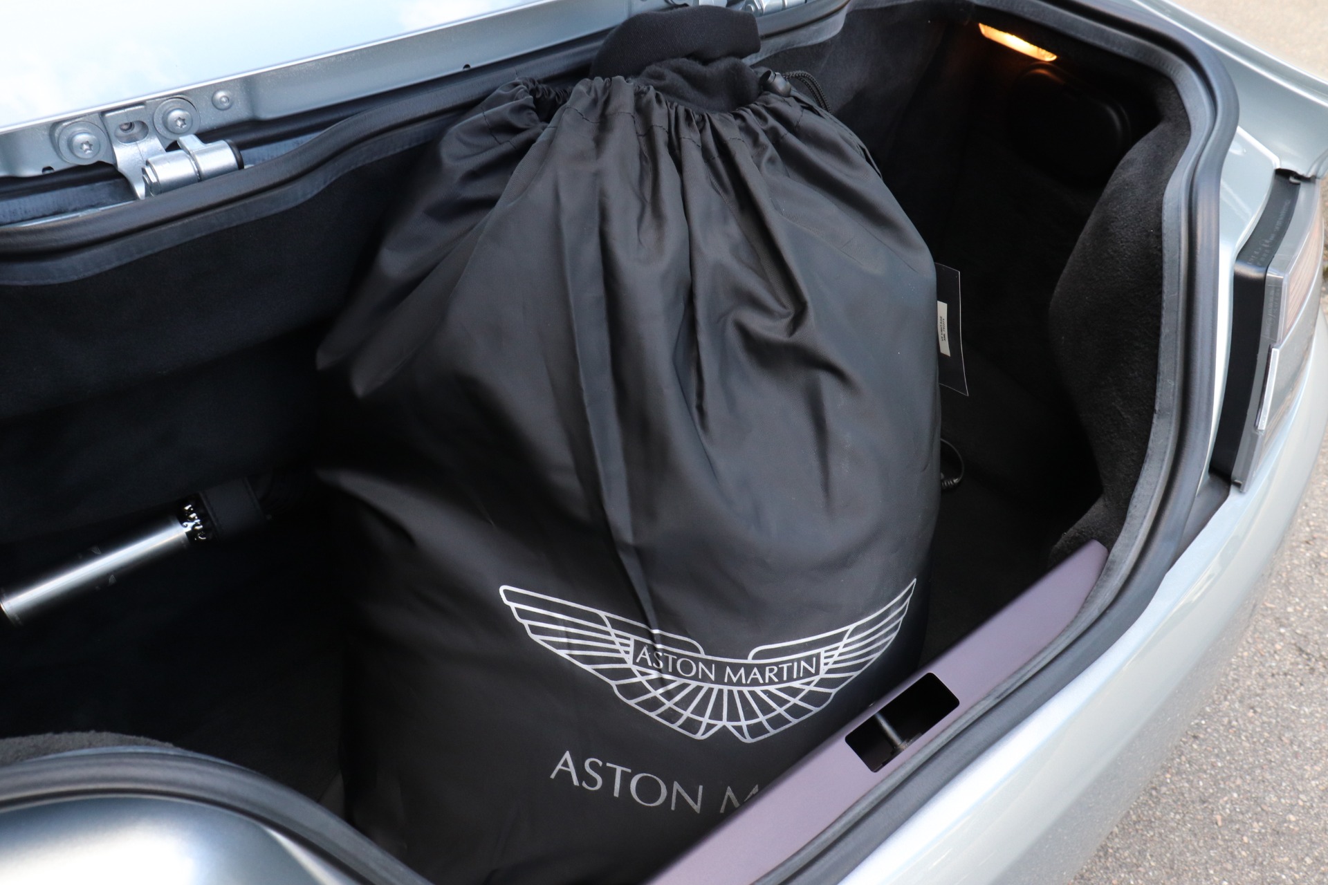 Used-2012-Aston-Martin-V8-Vantage-Roadster