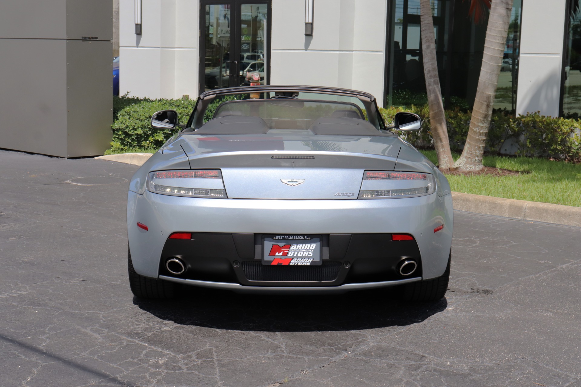 Used-2012-Aston-Martin-V8-Vantage-Roadster