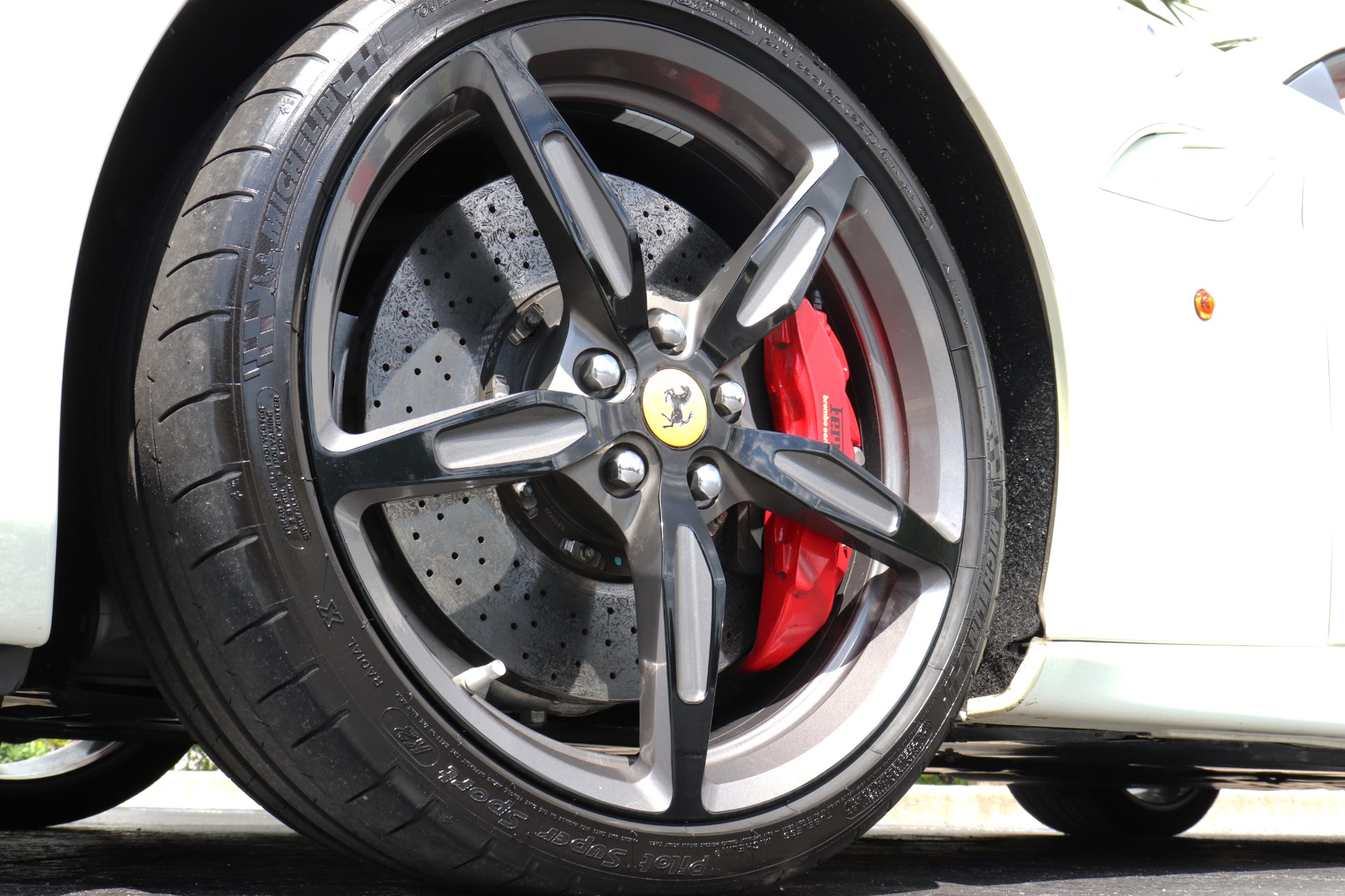 Used-2014-Ferrari-California