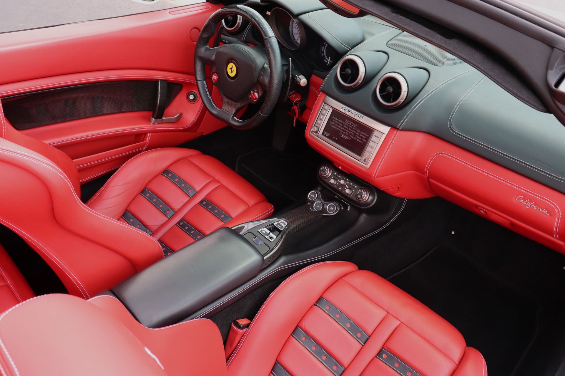 Used-2014-Ferrari-California