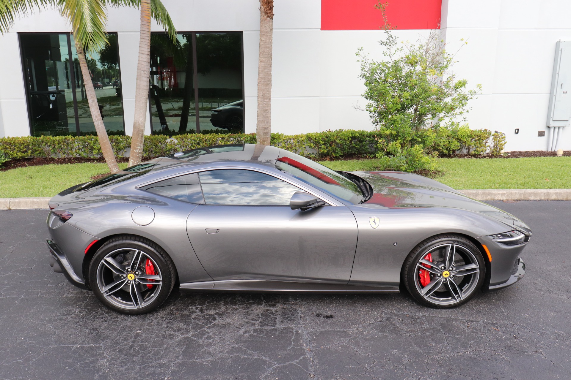 Used-2022-Ferrari-Roma