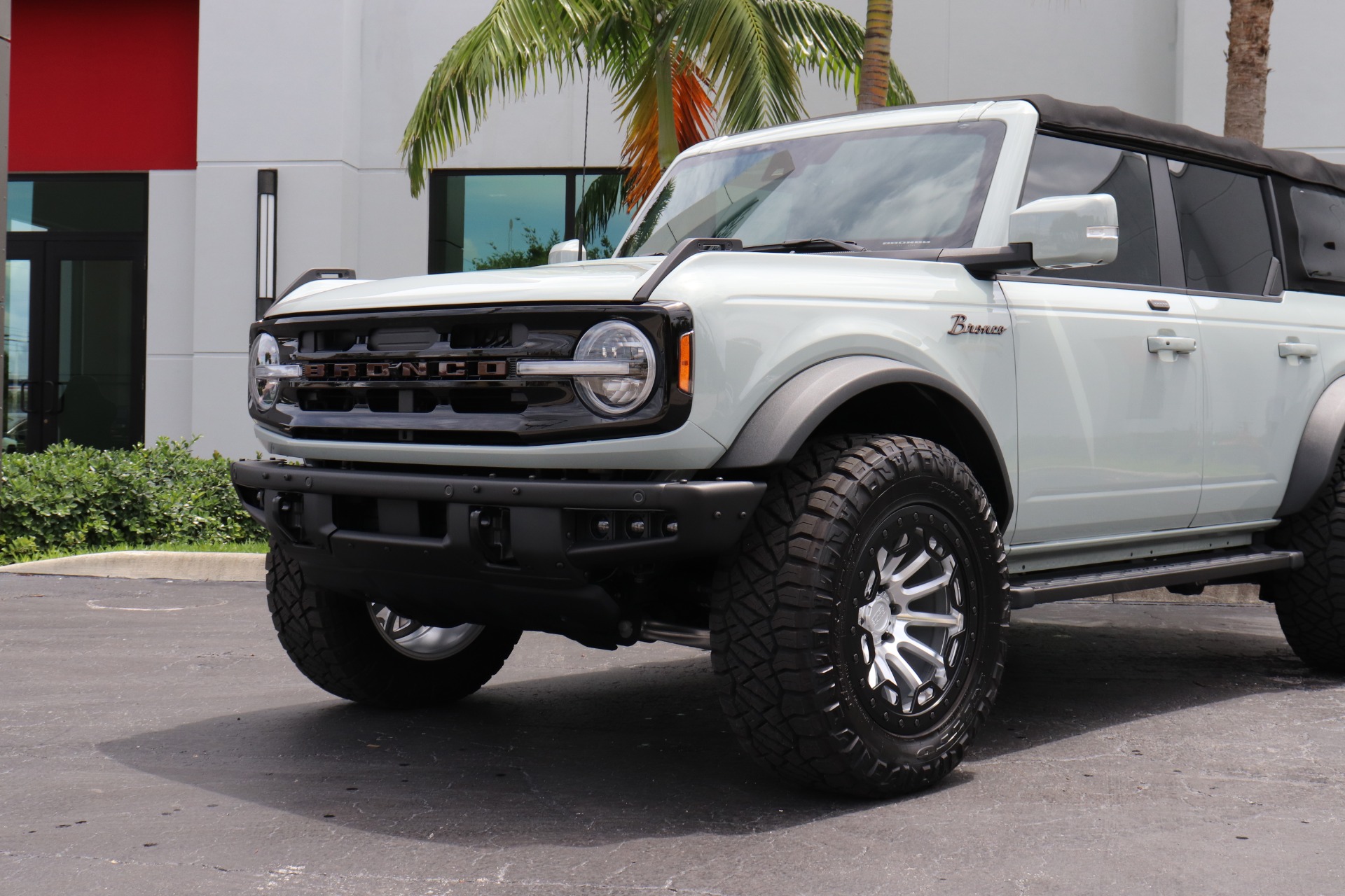 Used-2021-Ford-Bronco-Base-Advanced