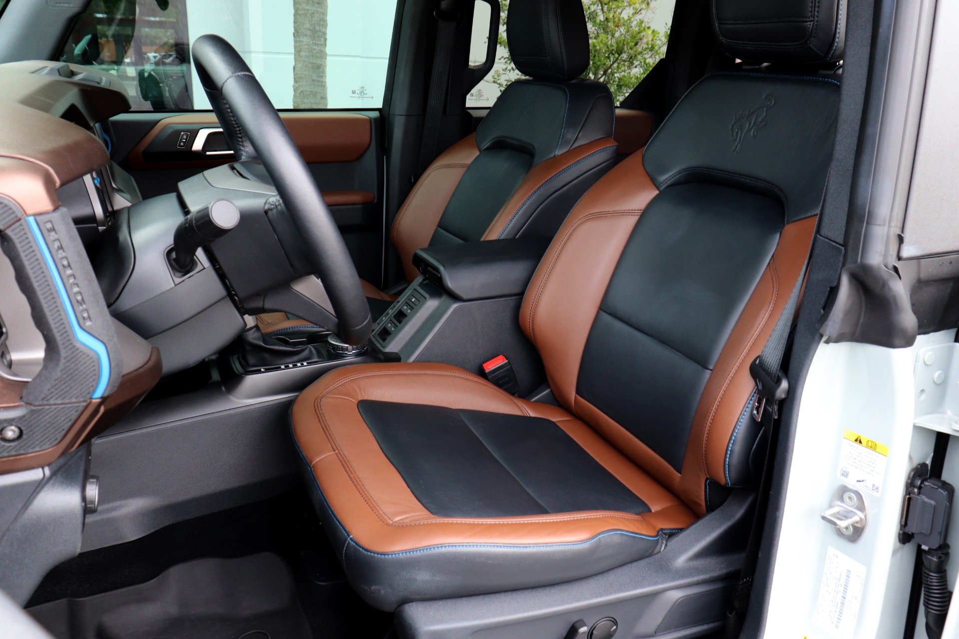Used-2021-Ford-Bronco-Base-Advanced