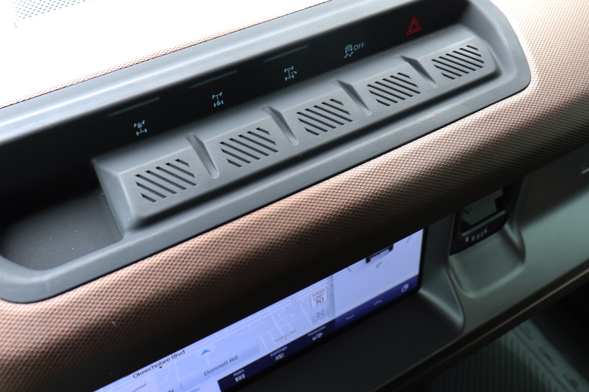 Used-2021-Ford-Bronco-Base-Advanced