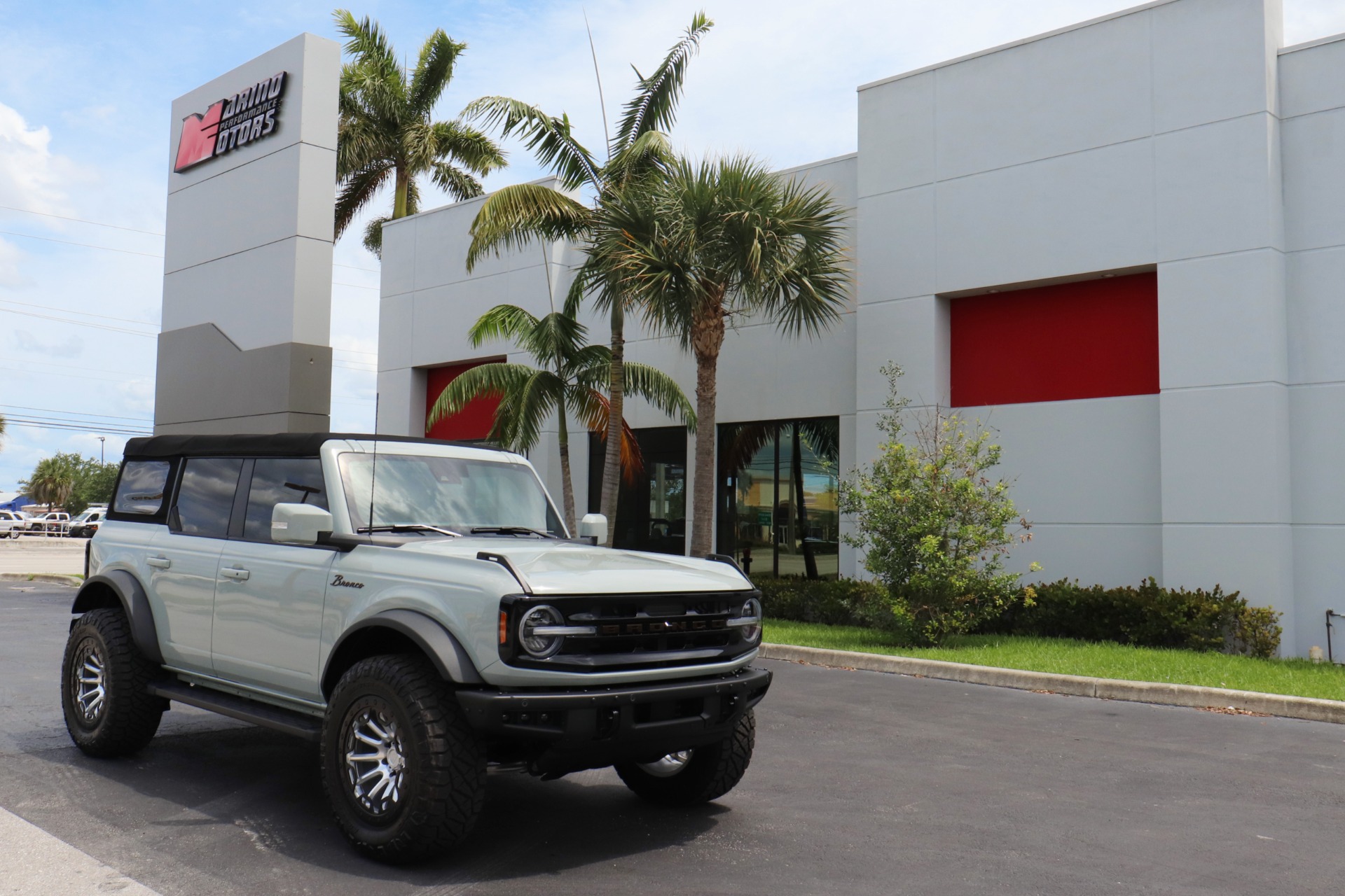 Used-2021-Ford-Bronco-Base-Advanced