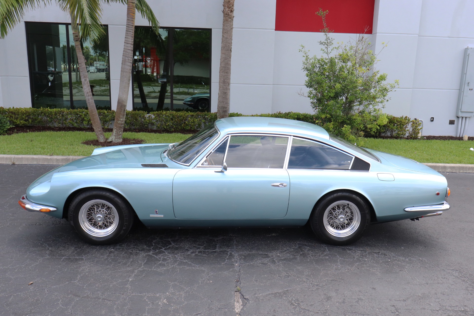 Used-1969-Ferrari-365-GT-2+2